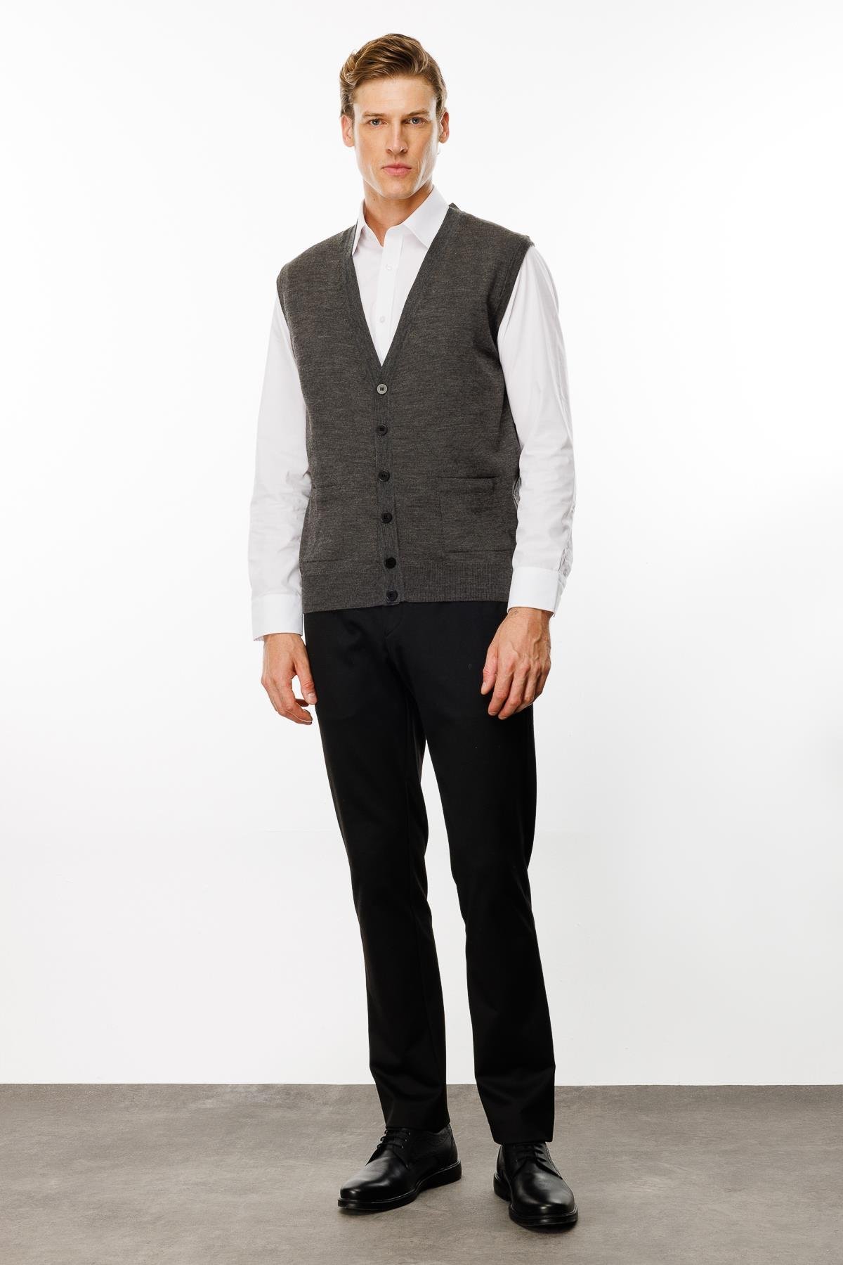 22606Erkek Cepli Yelek K.Füme