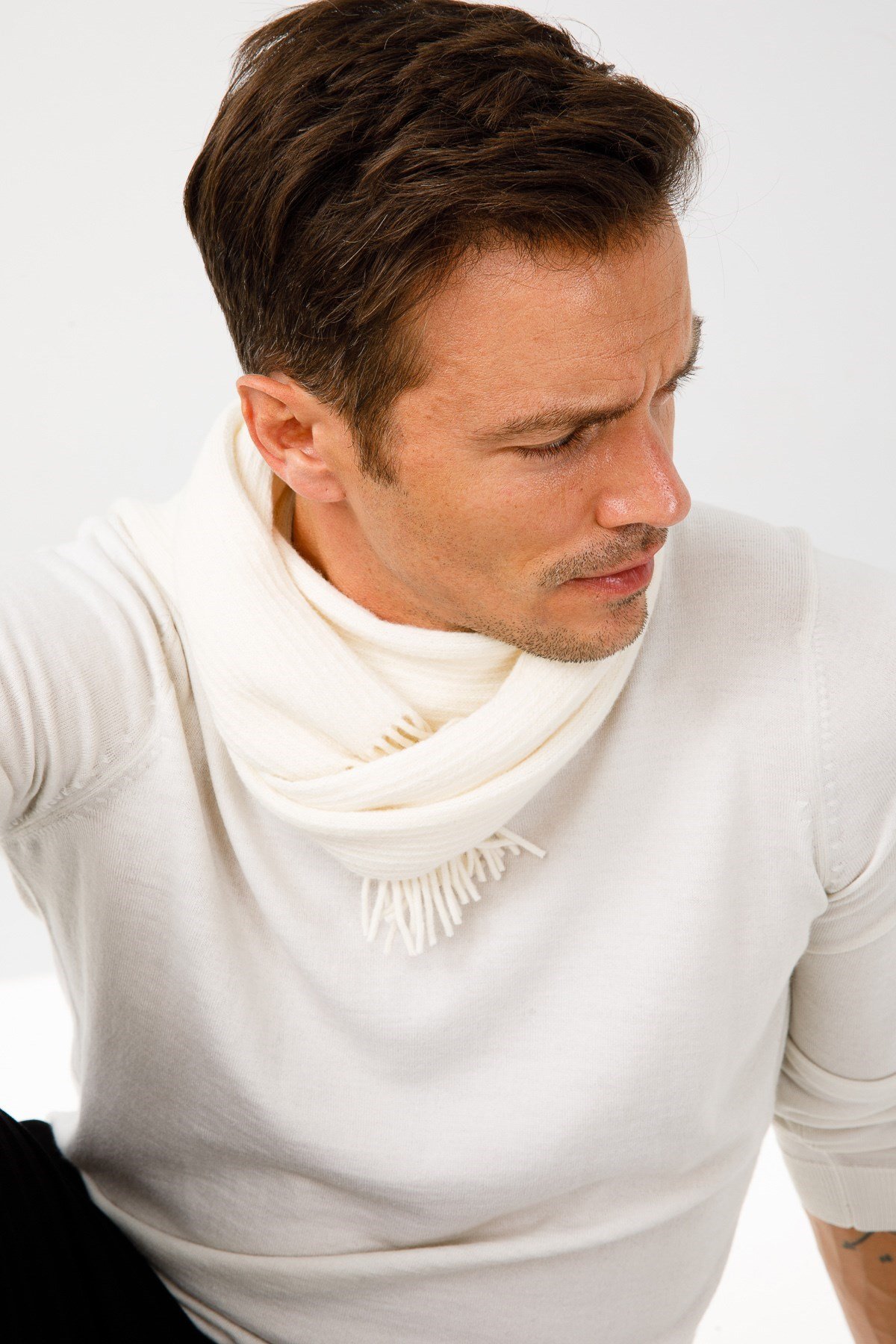 22527Erkek Düz Yün Kaşkol Kemik