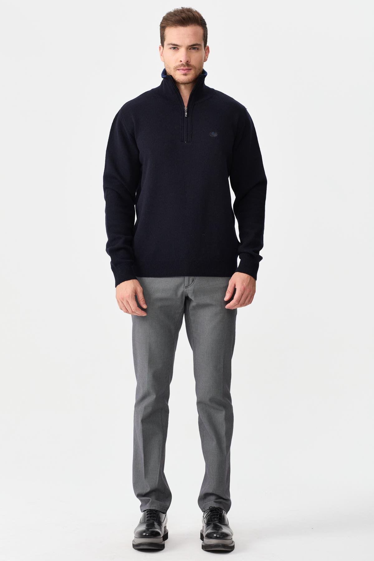 22570Erkek Fermuarlı Yaka Klasik Yün Kazak Y.A Lacivert