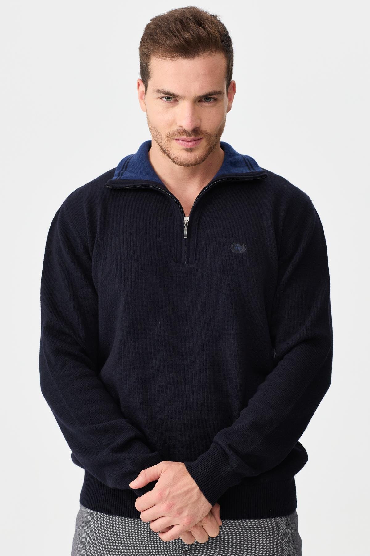 22570Erkek Fermuarlı Yaka Klasik Yün Kazak Y.A Lacivert
