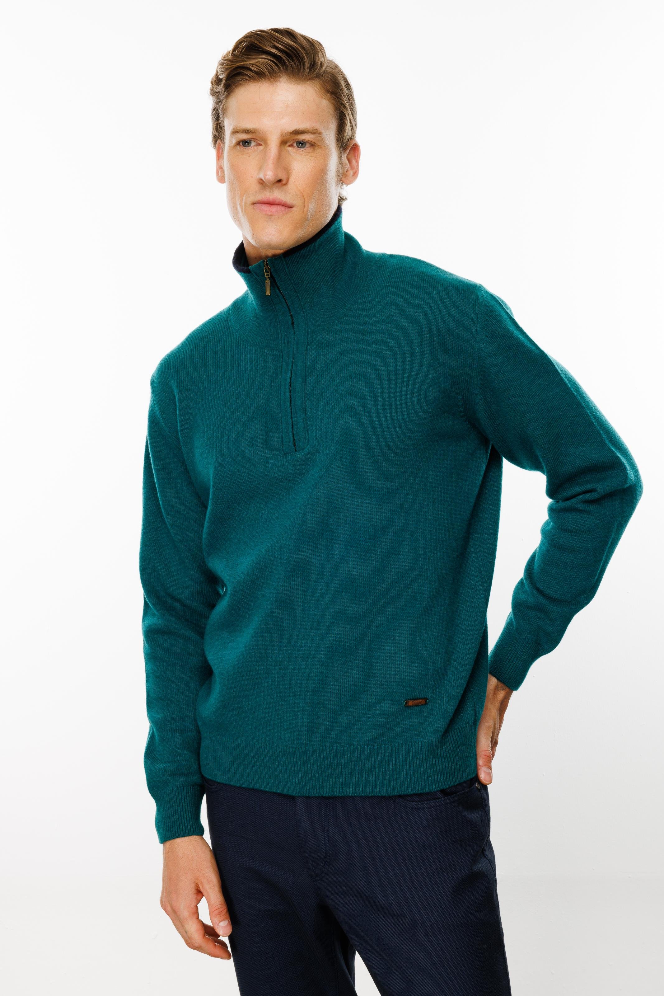 22570Erkek Fermuarlı Yaka Klasik Yün Kazak K.Ö.başı