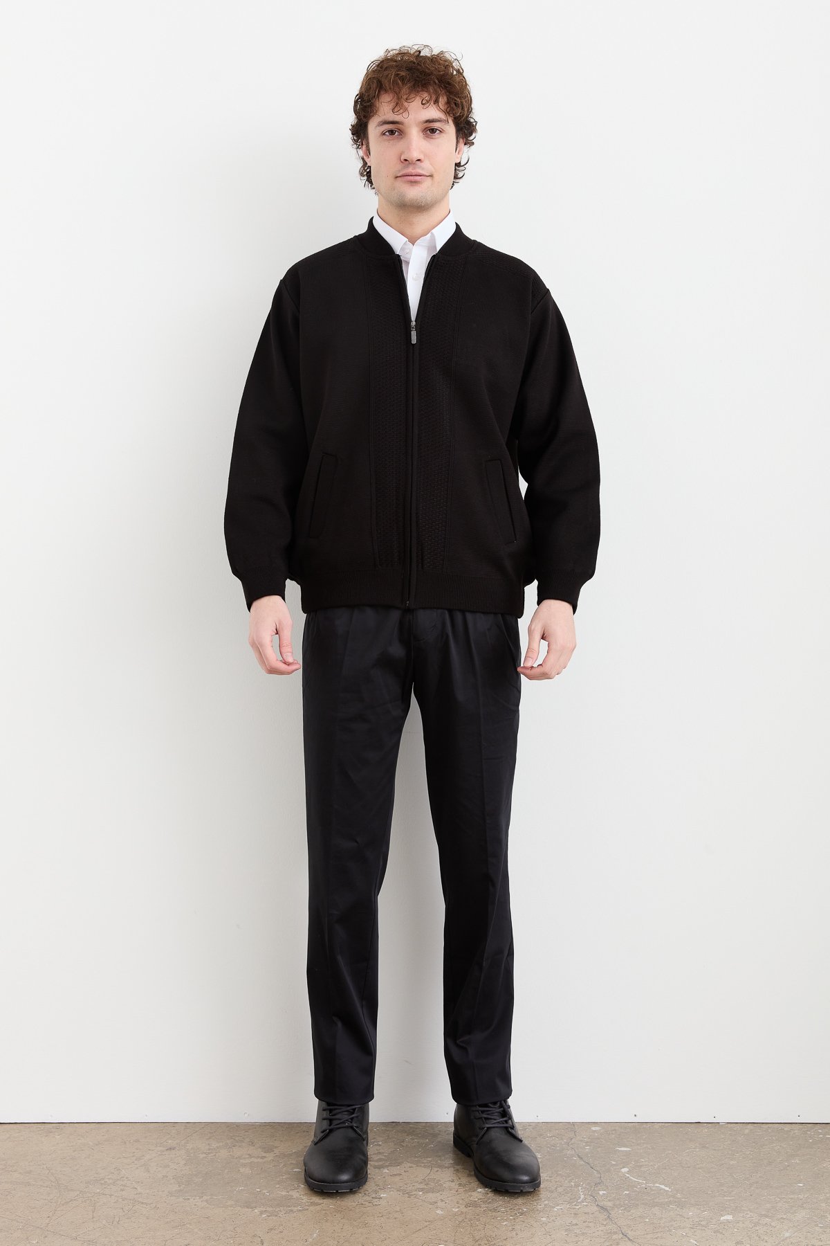 23561Erkek Hakim Yaka Çelik Örgü Astarlı Yün Mont Siyah