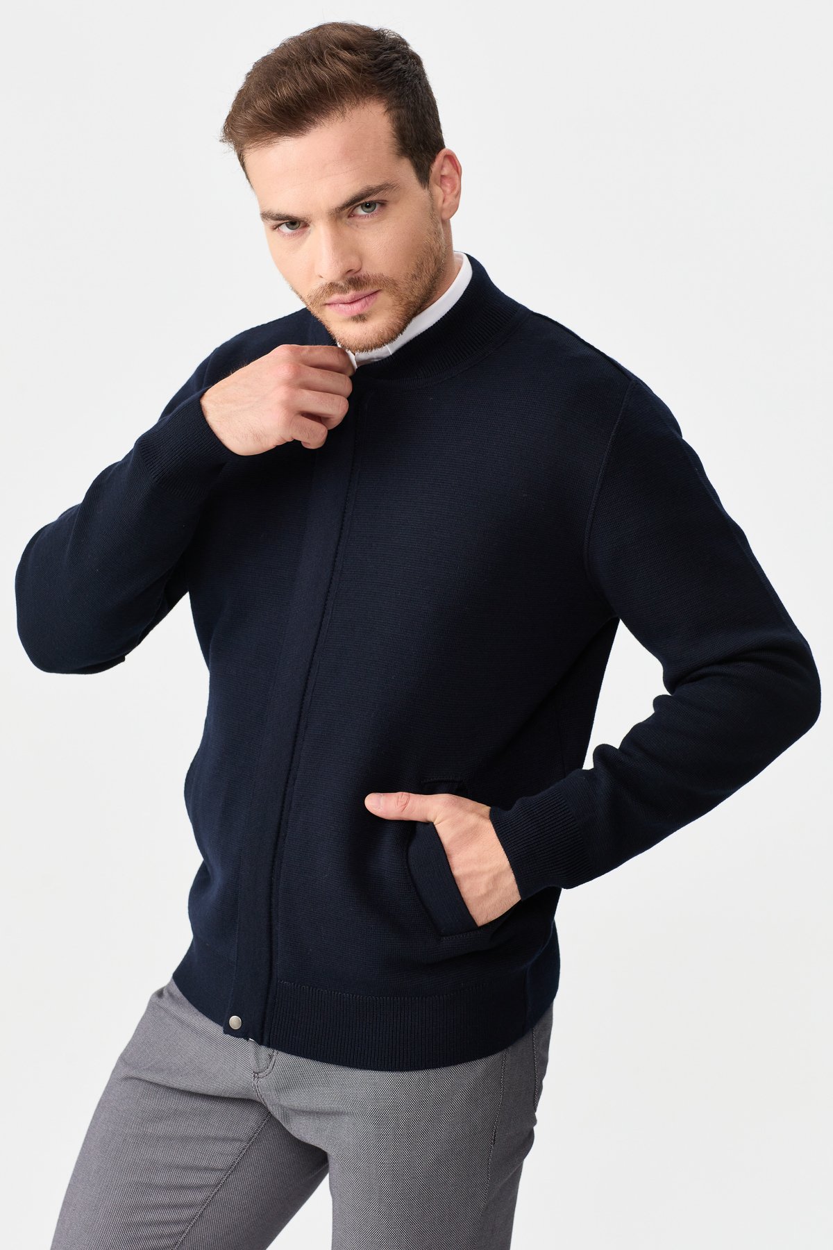 22530Erkek Hakim Yaka Çelik Örgü Triko Ceket K.Lacivert