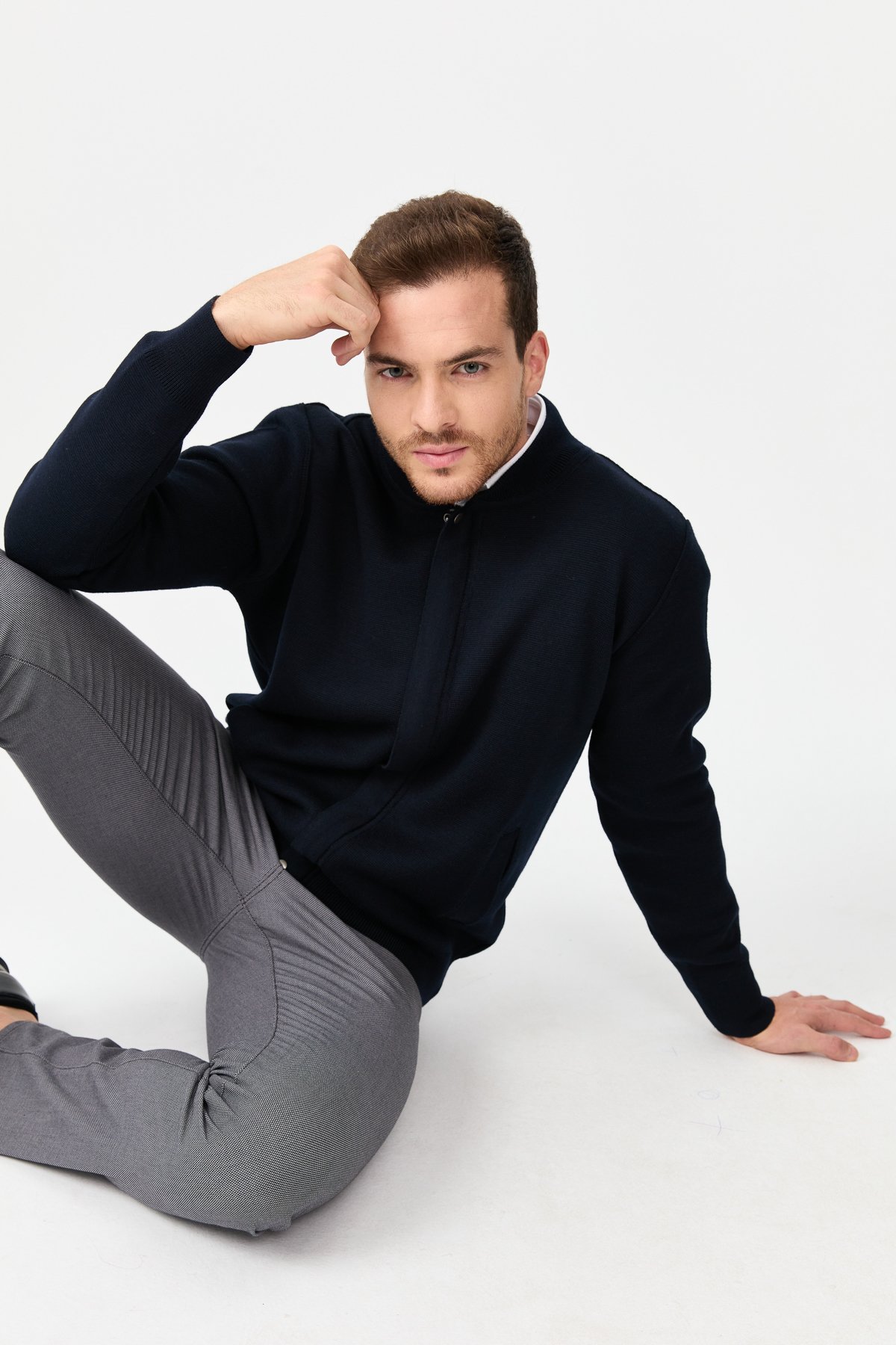 22530Erkek Hakim Yaka Çelik Örgü Triko Ceket K.Lacivert