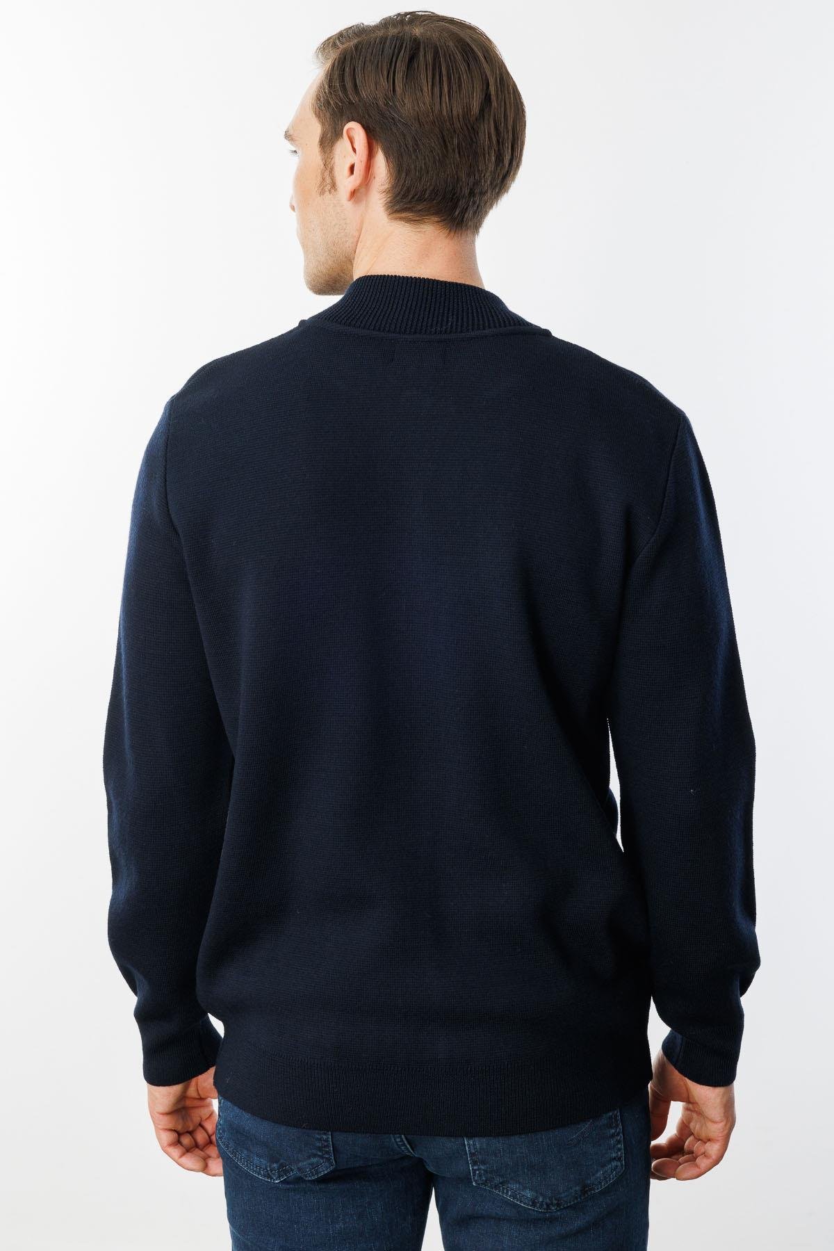 22530Мужская трикотажная вязаная куртка с воротником 