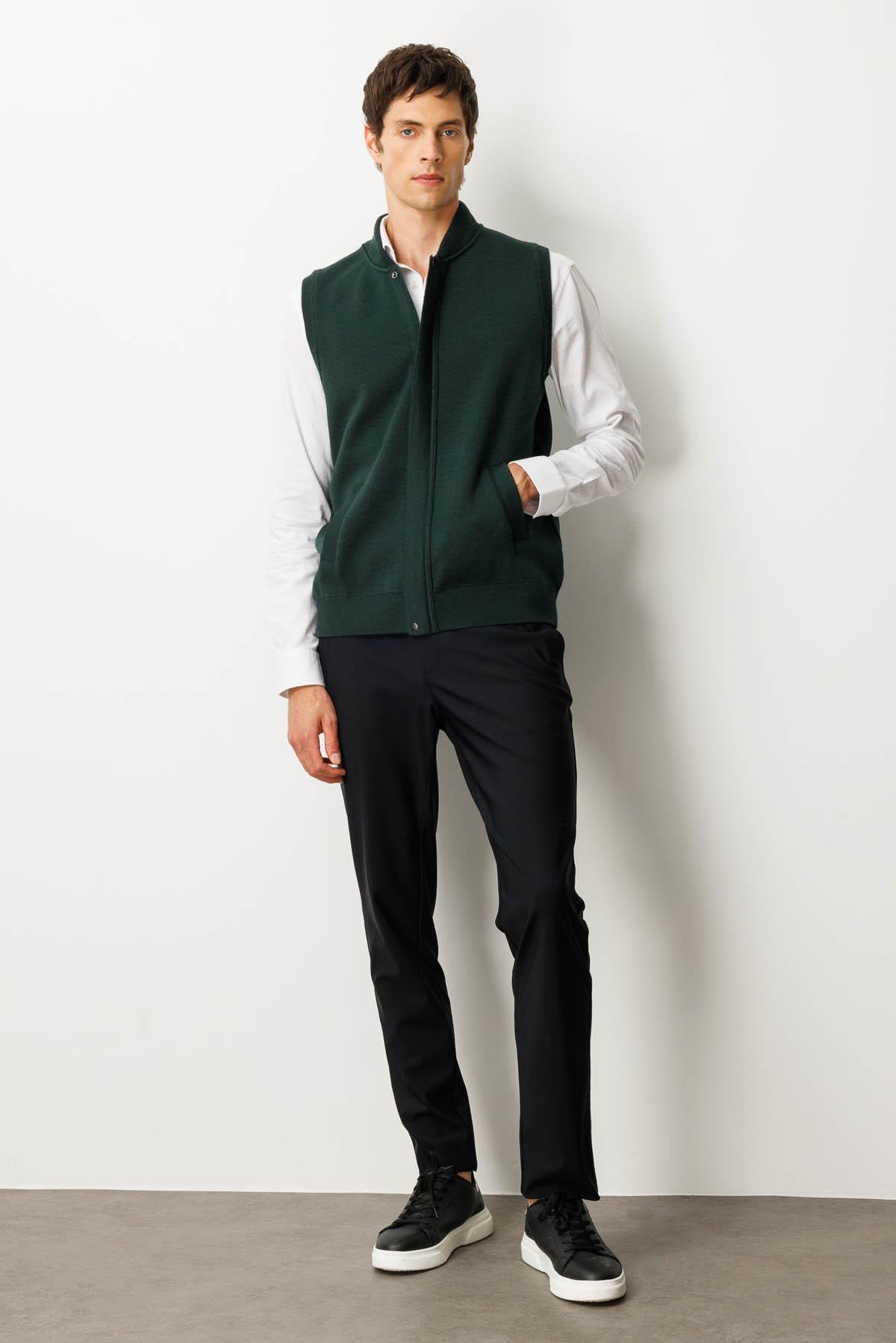 22529Erkek Hakim Yaka Çelik Örgü Yün Yelek Yeşil