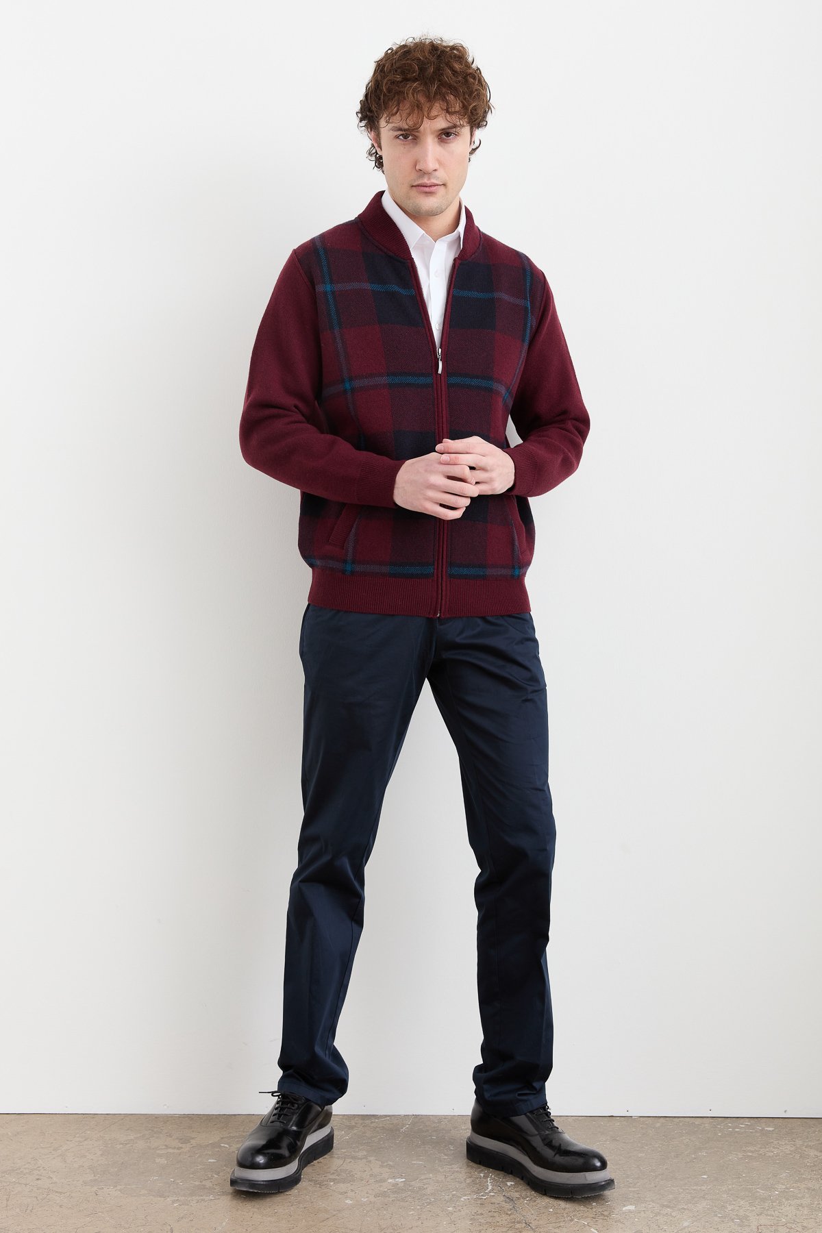 22552Erkek Hakim Yaka Kareli Pike Dokuma Mont Bordo