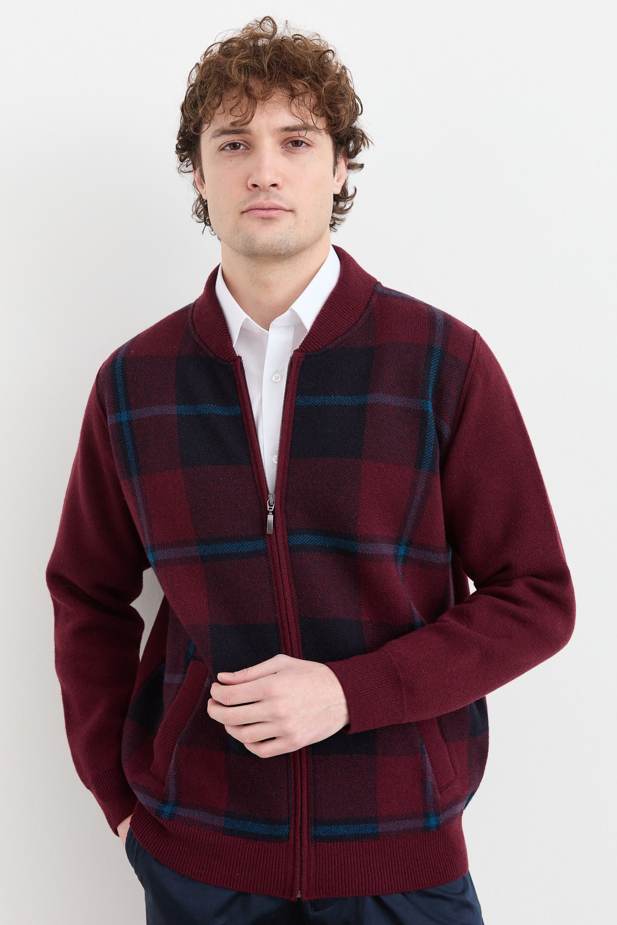 22552Erkek Hakim Yaka Kareli Pike Dokuma Mont Bordo