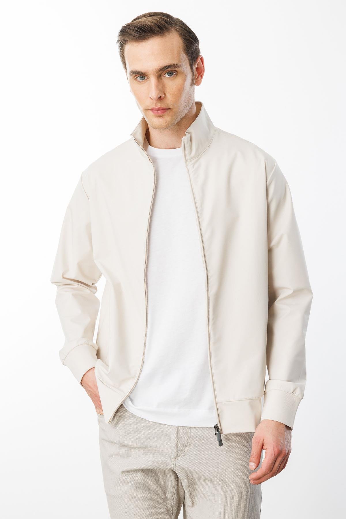 25441Erkek Hakim Yaka Yan Cepli Mont Krem