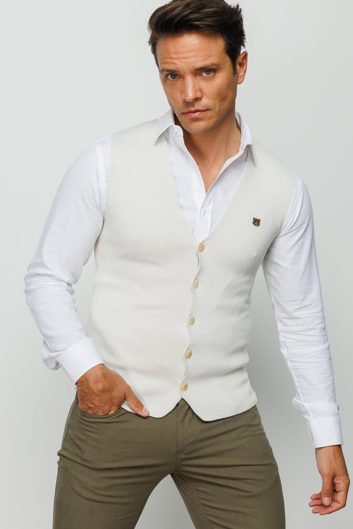 22511Мужской трикотажный жилет Костяной цвет