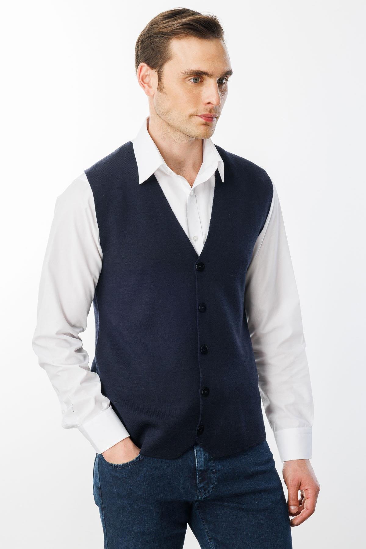 22511Мужской тонкий трикотажный жилет темно синий