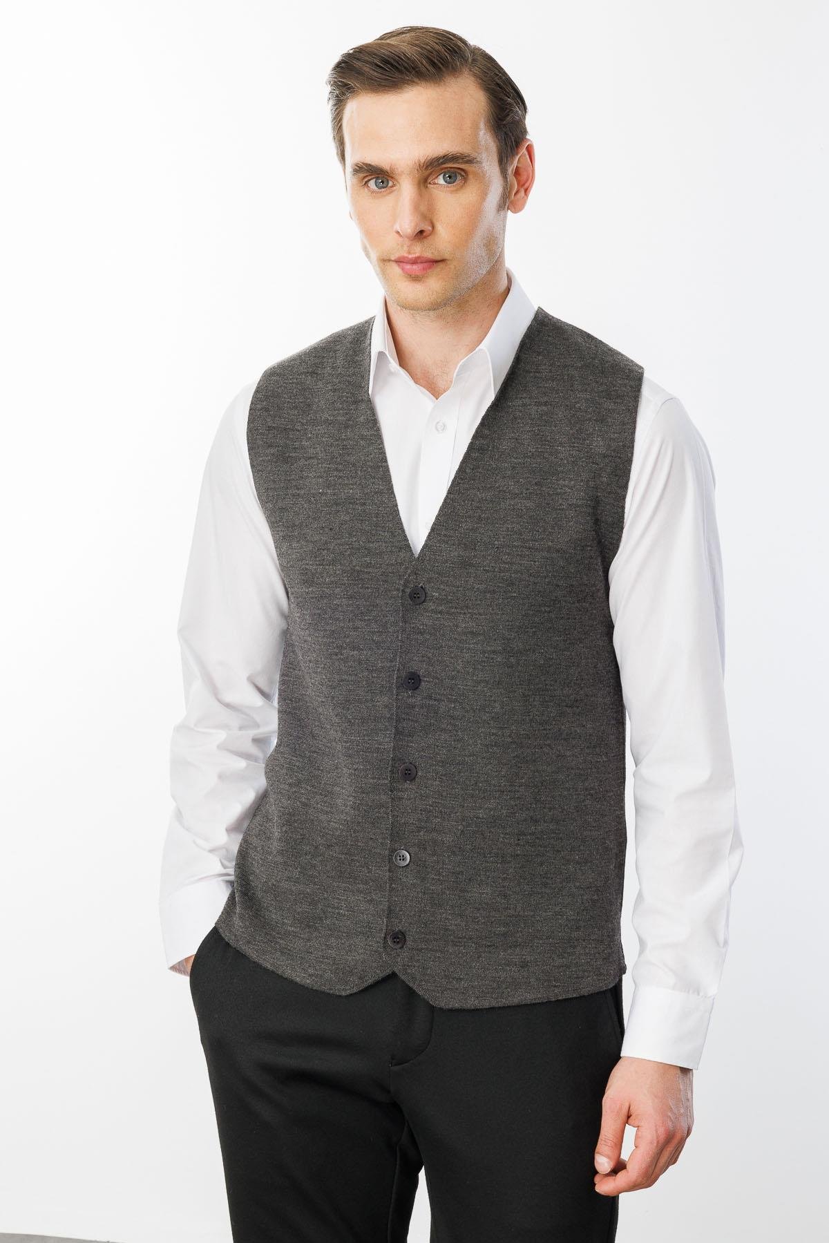 22511Erkek İnce Triko Düz Yelek K.Füme
