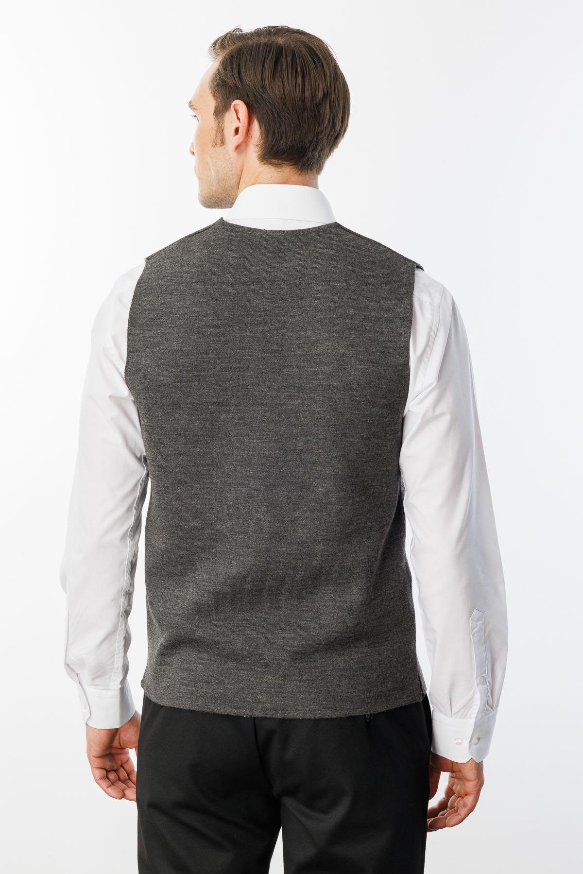 22511Erkek İnce Triko Düz Yelek K.Füme