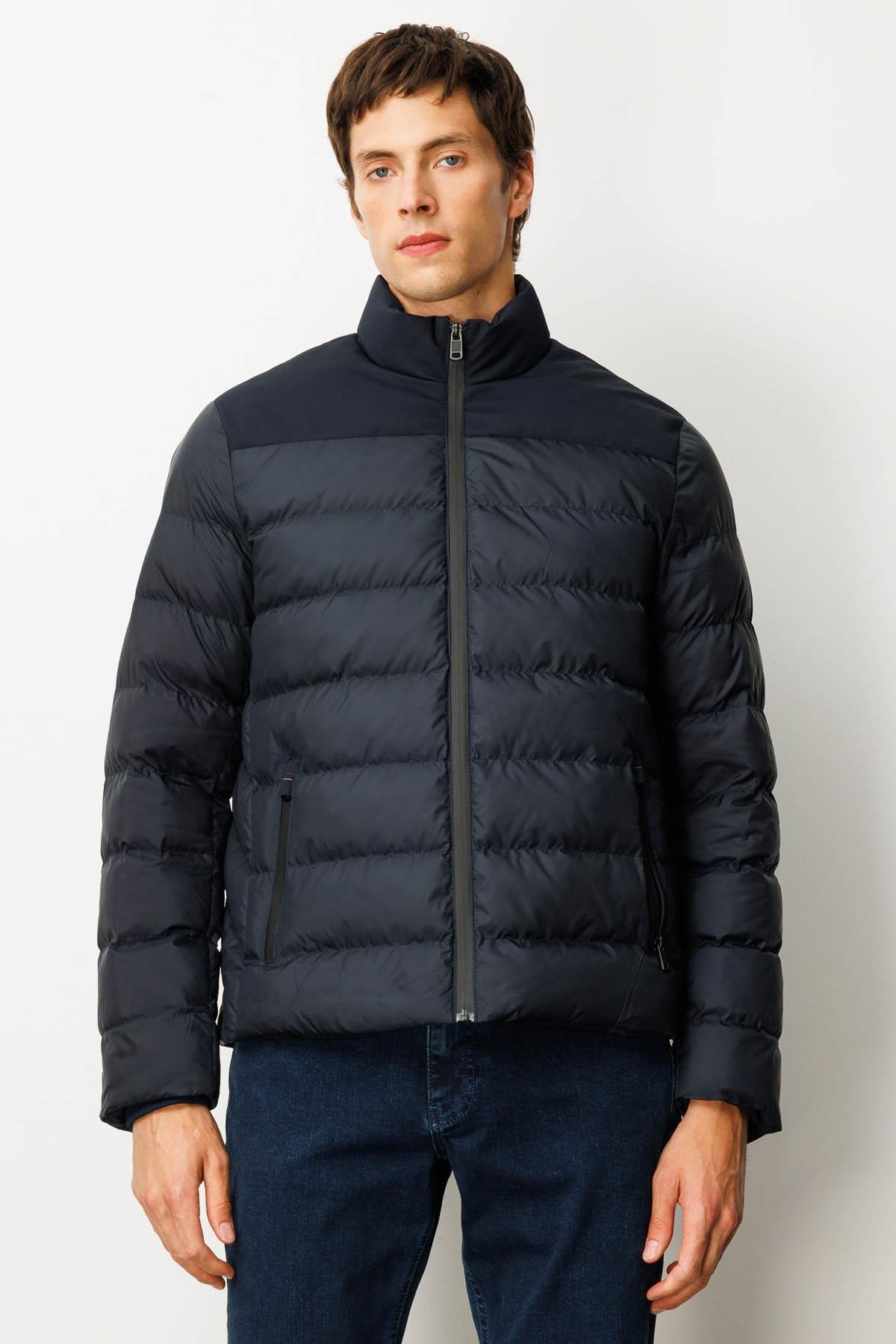 25428Erkek Kapitone Şişme Mont Lacivert