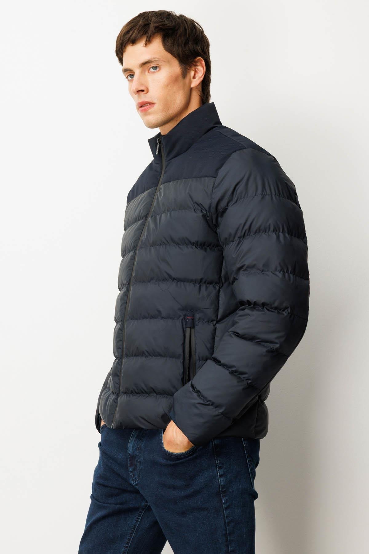 25428Erkek Kapitone Şişme Mont Lacivert