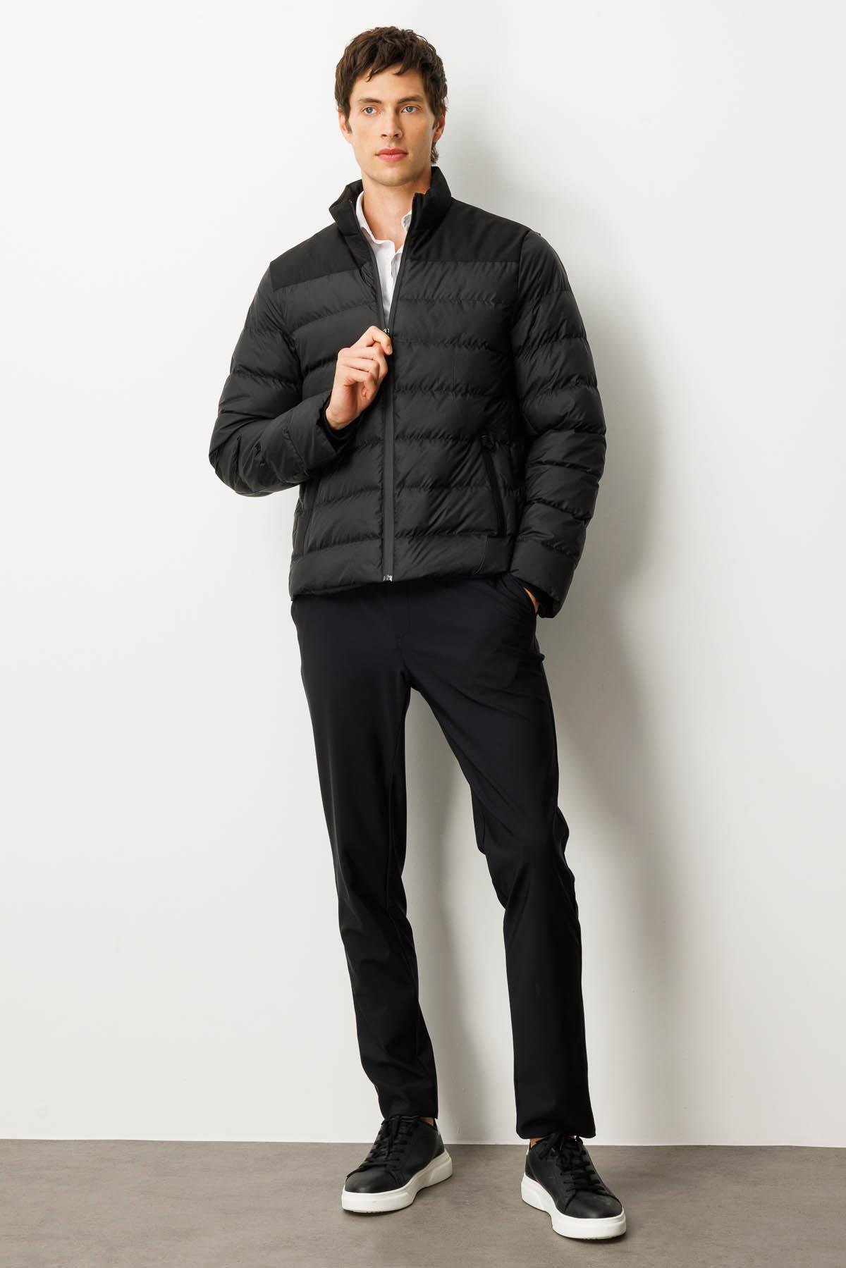 25428Erkek Kapitone Şişme Mont Siyah