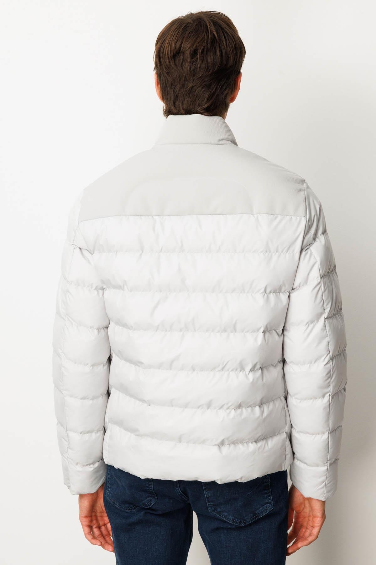 25428Erkek Kapitone Şişme Mont Taş