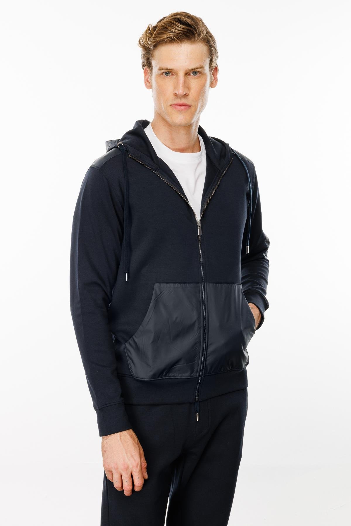 24451Erkek Kapüşonlu Kanguru Cepli Eşofman Üstü Lacivert