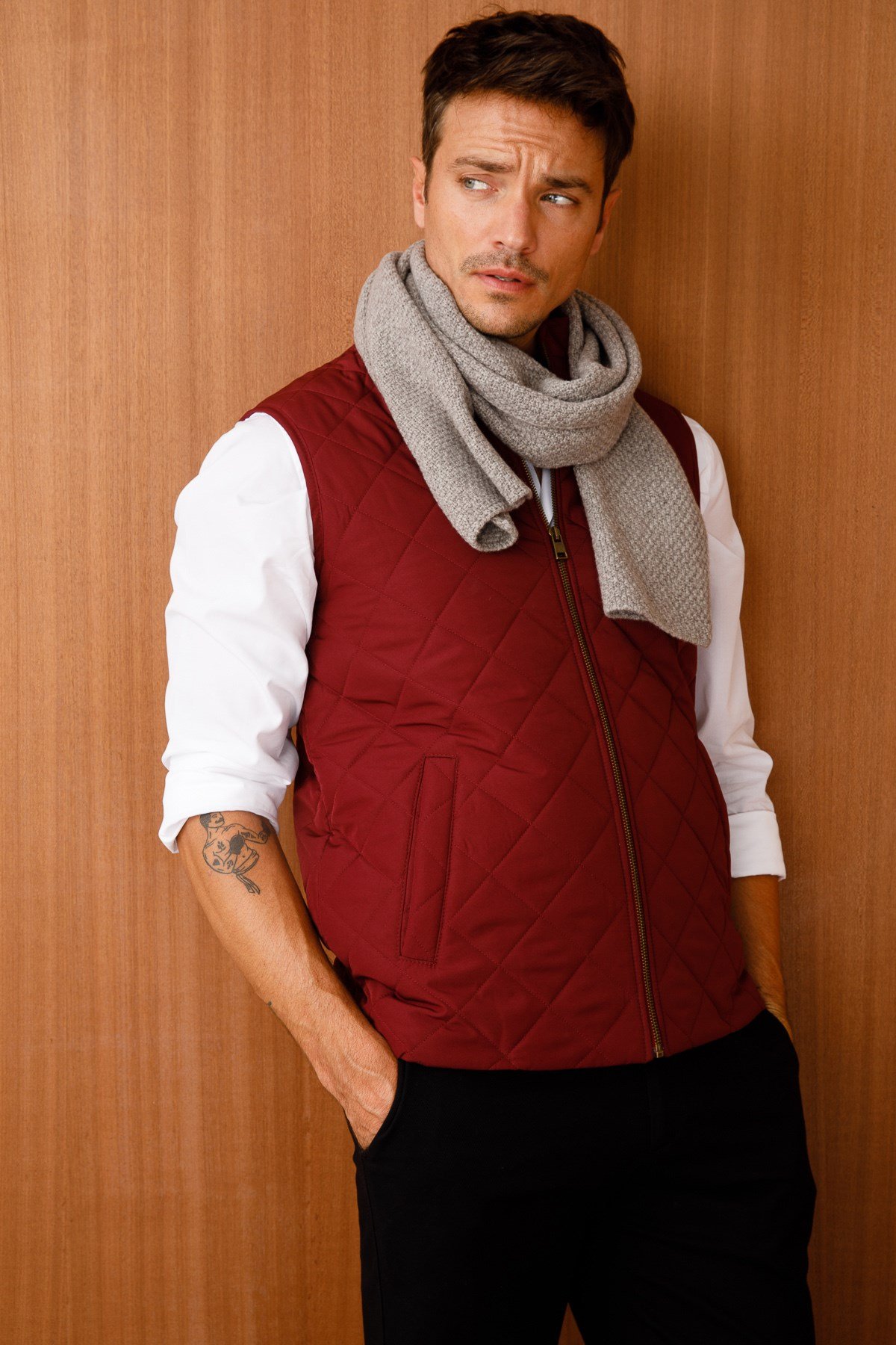21490Erkek Klasik Kapitone Yelek Bordo
