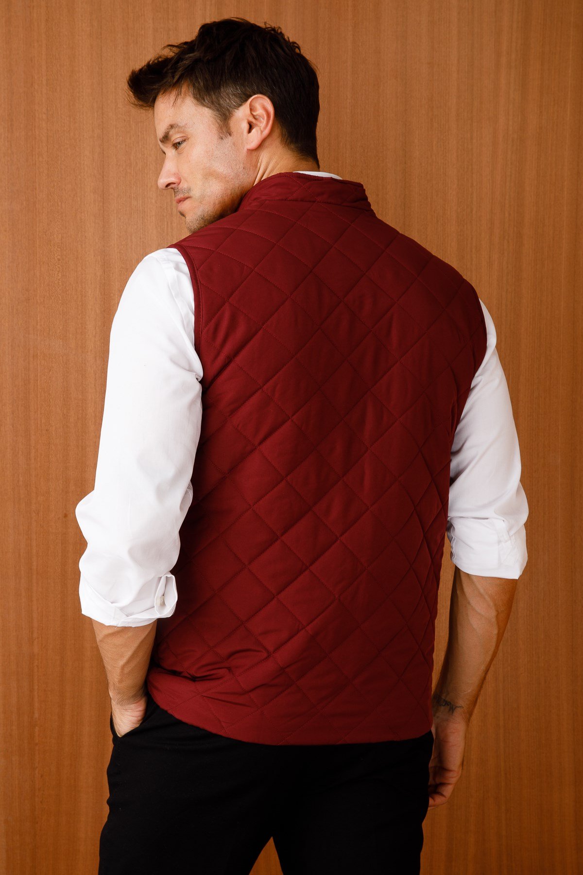 21490Erkek Klasik Kapitone Yelek Bordo