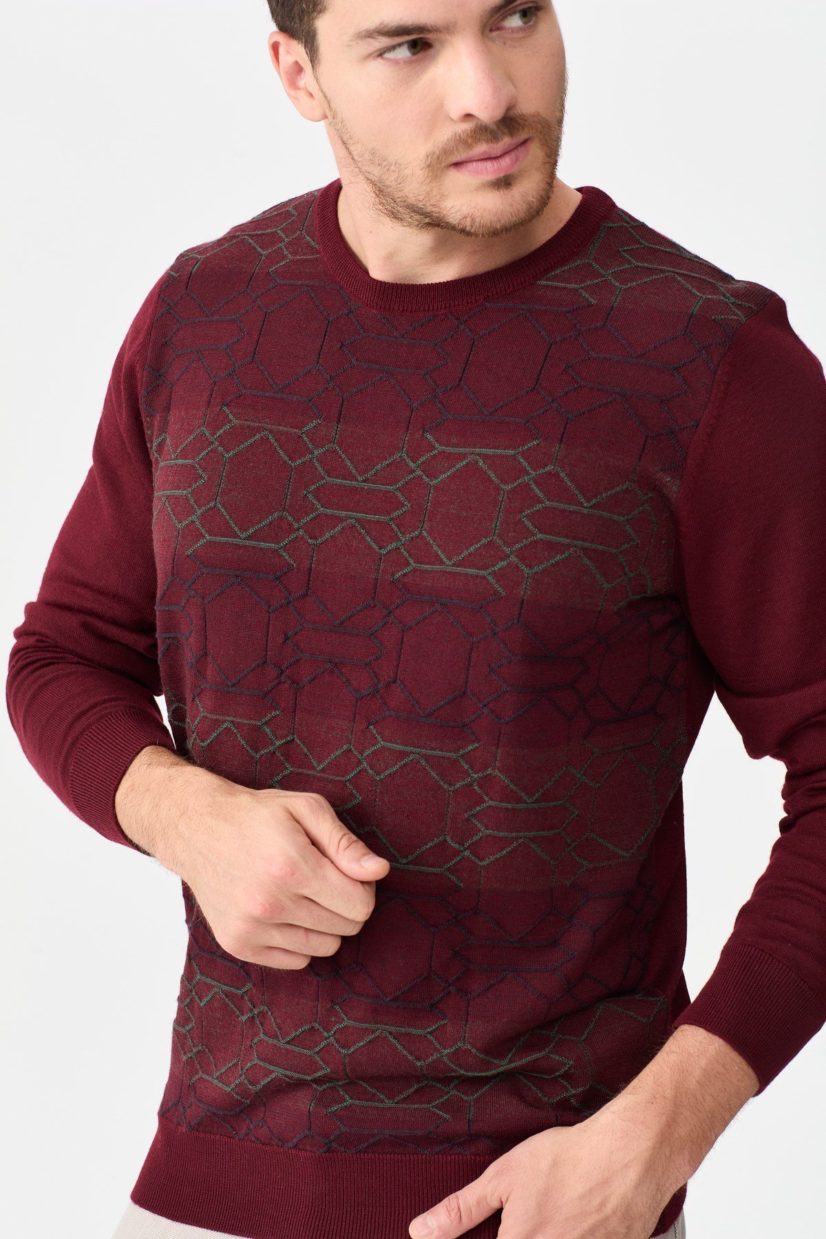 22611Erkek Önü Desenli Yün Kazak Bordo