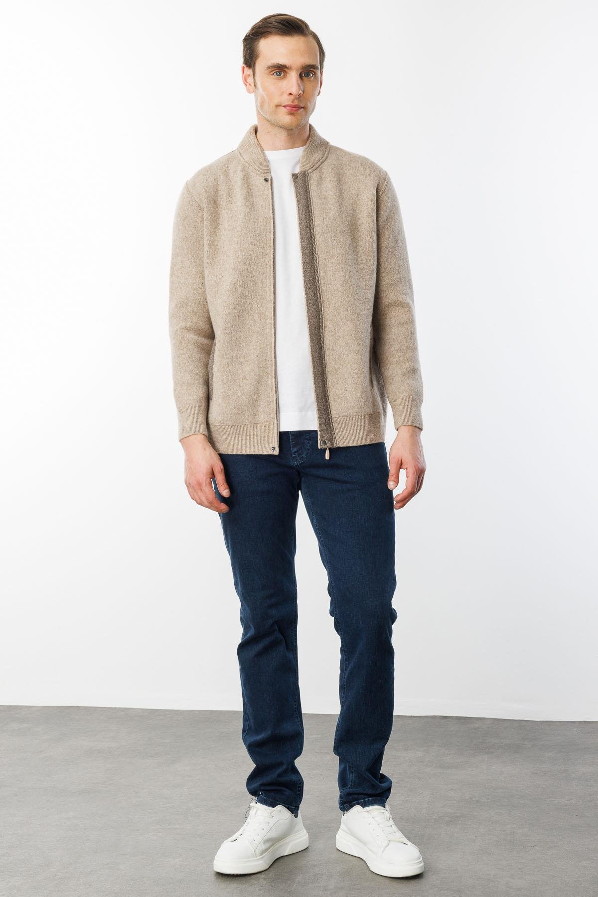 22523Мужское пальто из шерстяного трикотажа Темно-бежевый