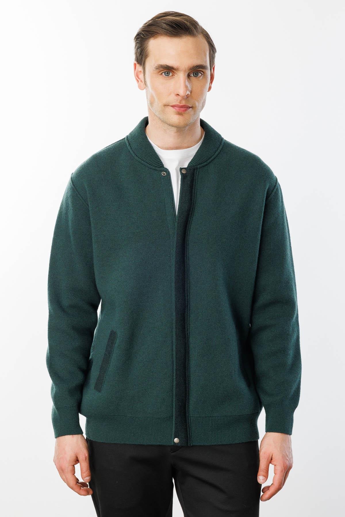 22523Мужское пальто из шерстяного трикотажа Зеленый