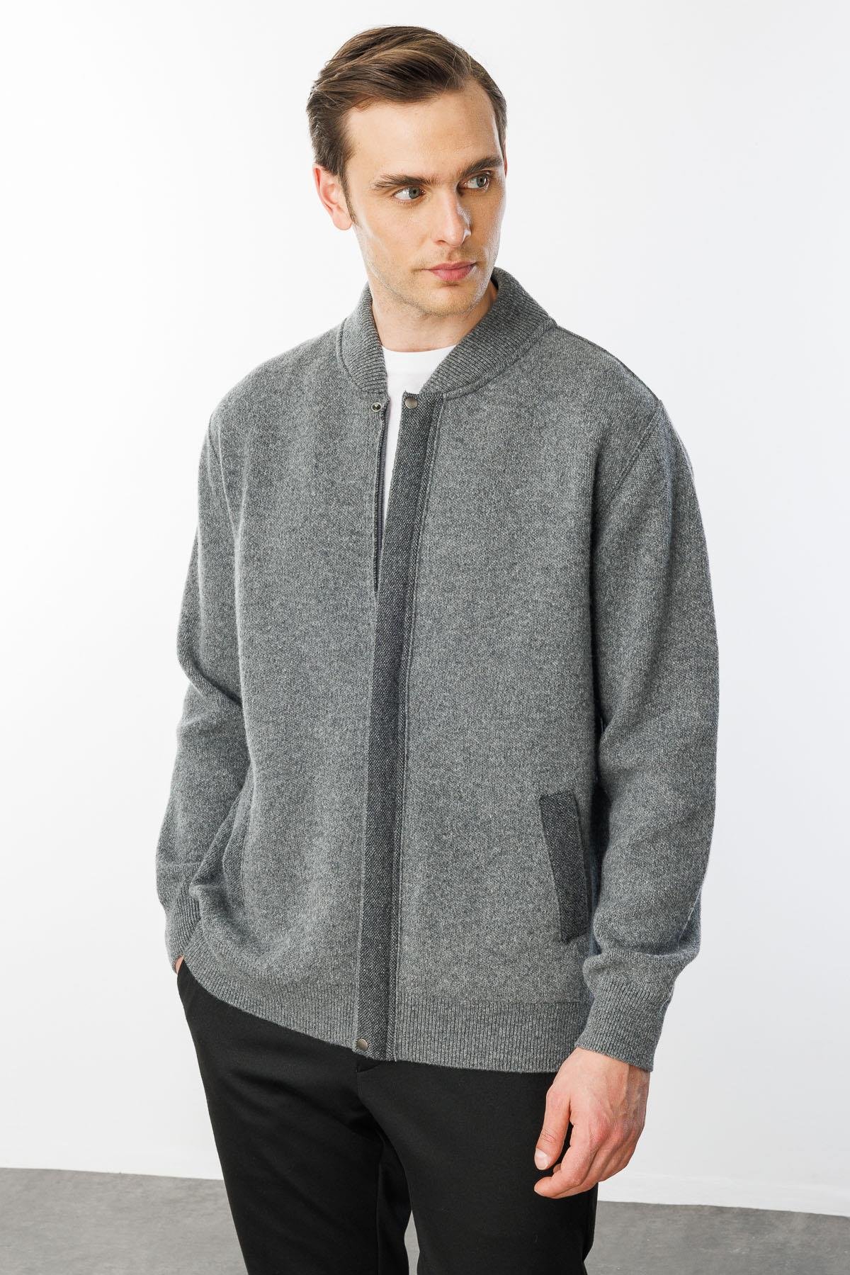 22523Мужское пальто из шерстяного трикотажа Копченый