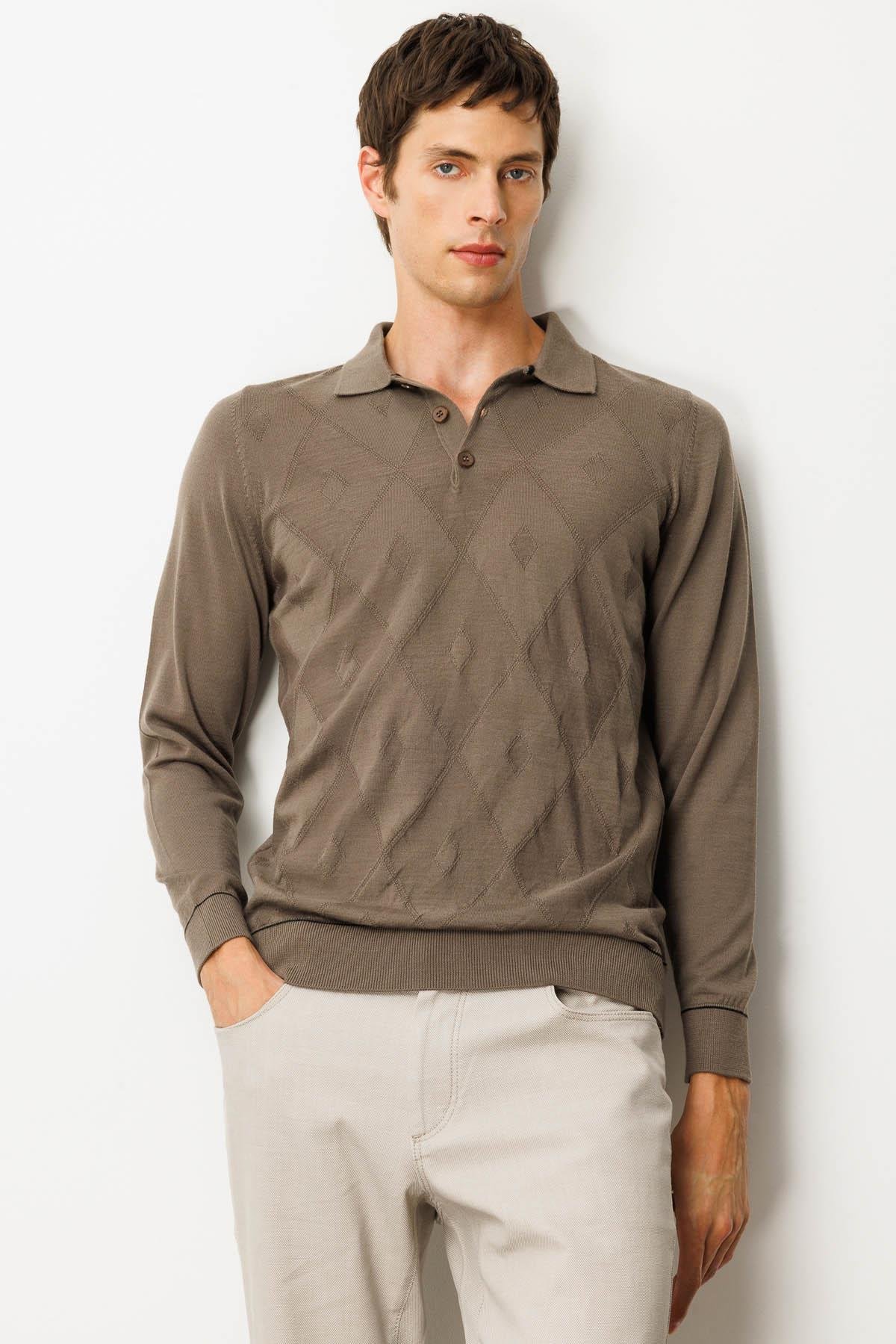 25606Erkek Polo Yaka Çizgili Baklavalı Yün Kazak Vizon