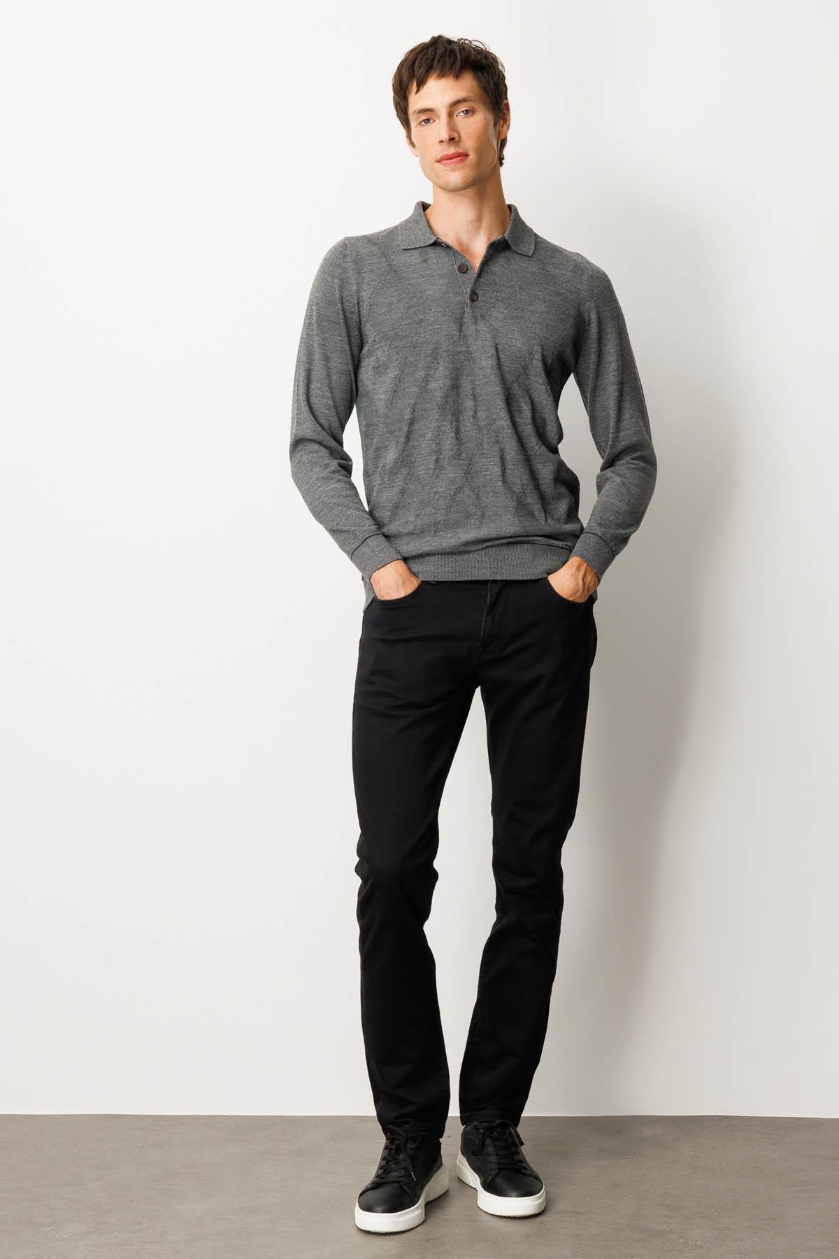 25606Erkek Polo Yaka Çizgili Baklavalı Yün Kazak Füme