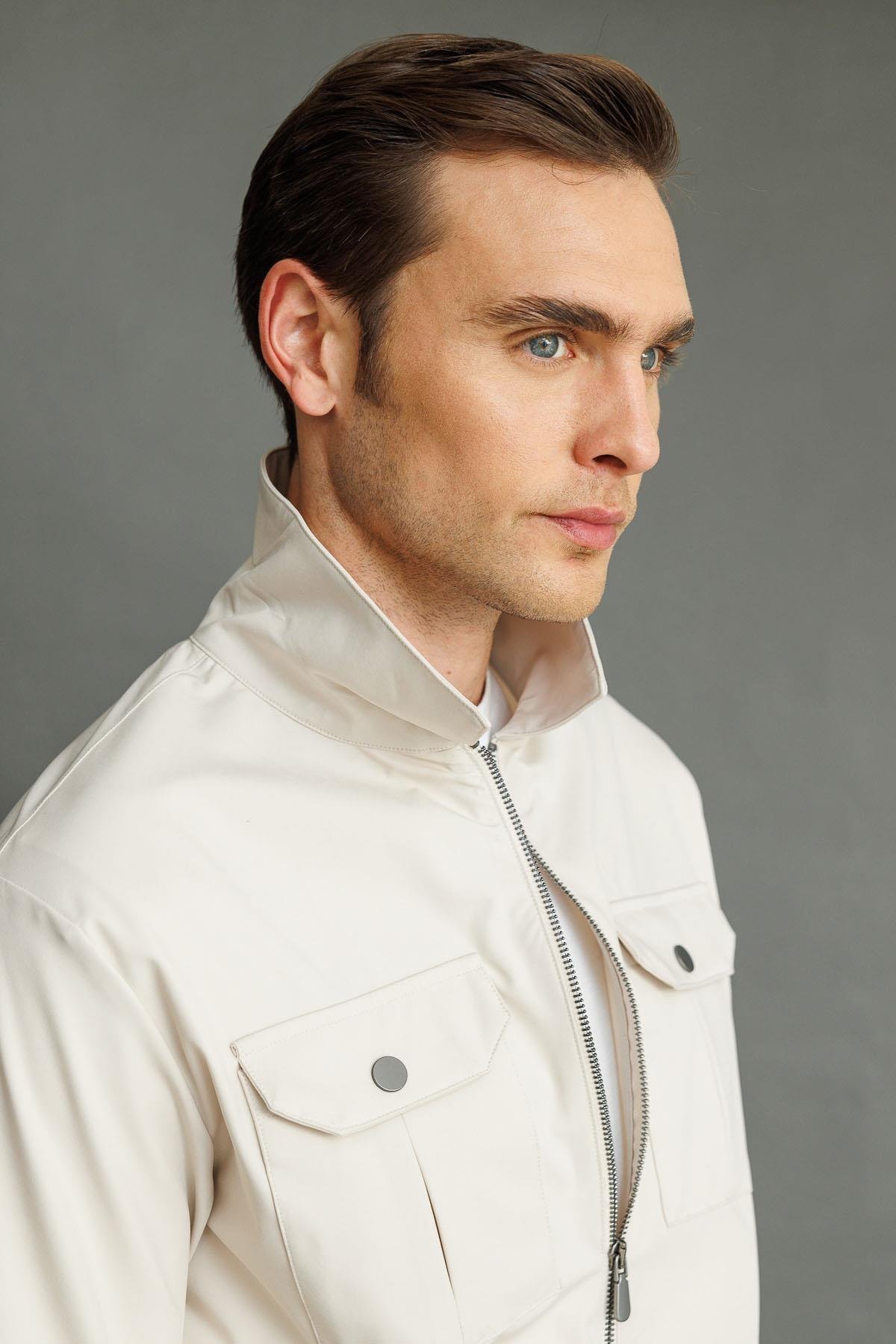 25440Erkek Polo Yaka Göğsü Cepli Mont Krem