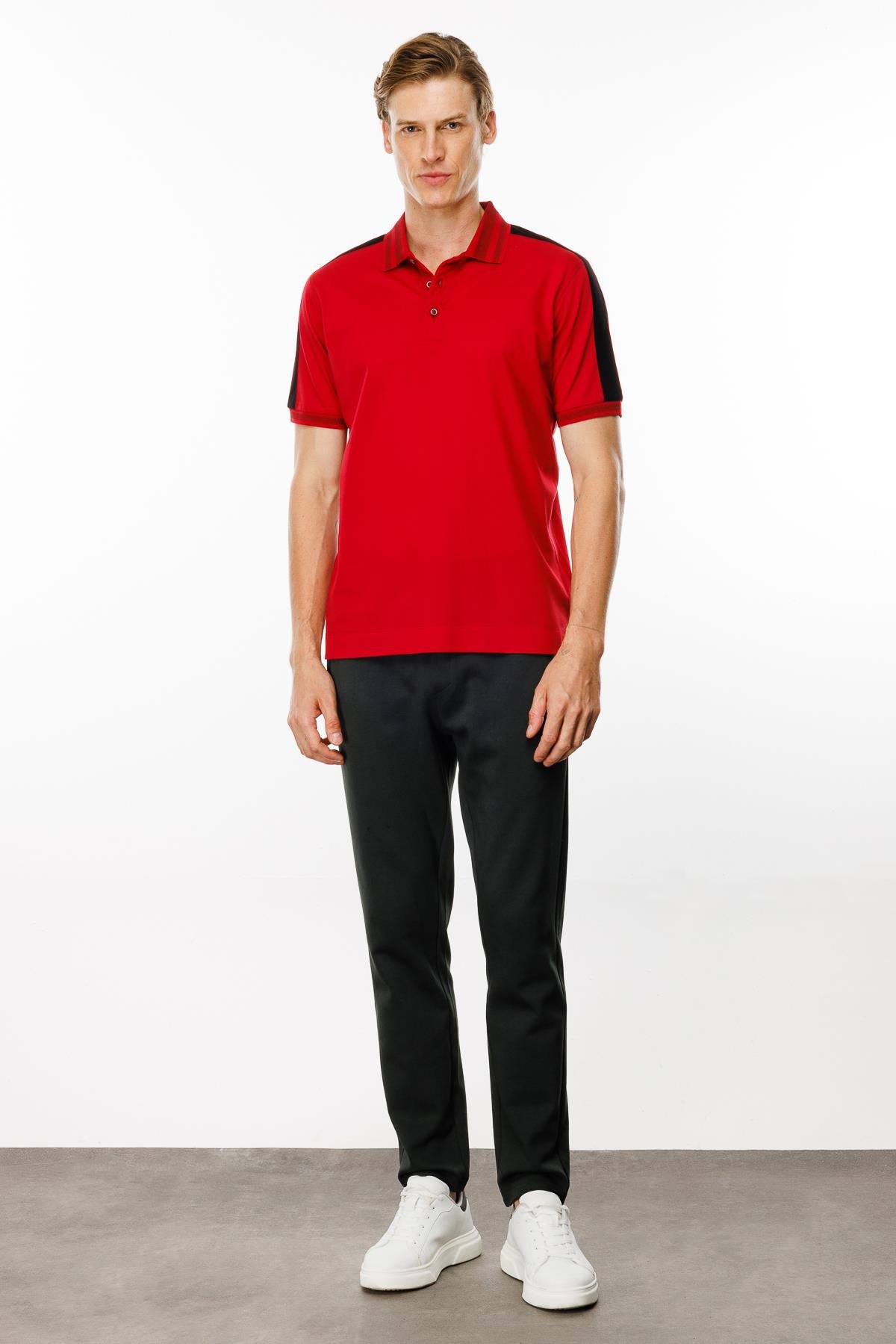 MTA 19Erkek Polo Yaka Omuzu Şeritli T-shirt Kırmızı