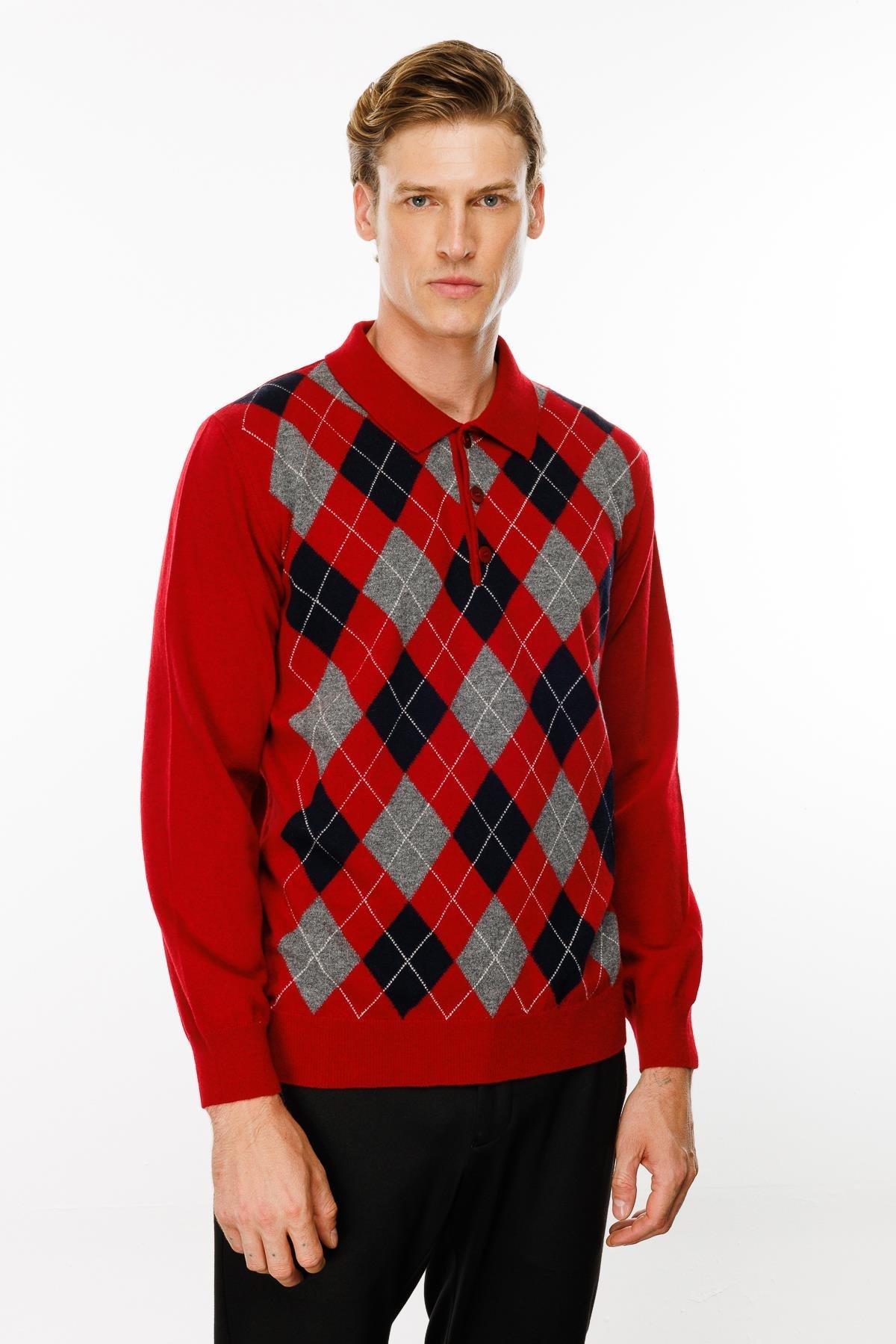 24513Erkek Polo Yaka Önü Baklaca Desenli Yün Kazak K.Kırmızı