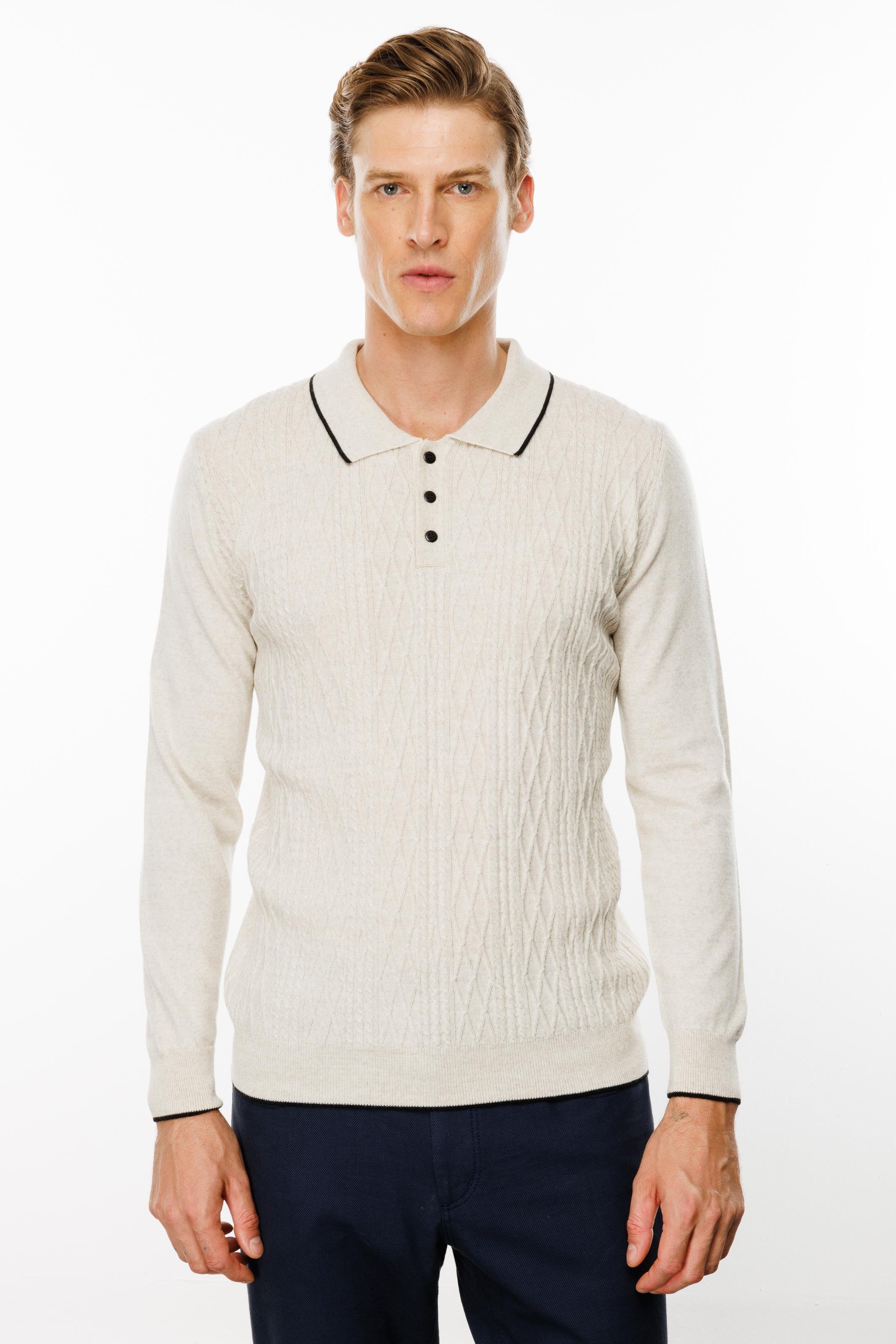 24611Erkek Polo Yaka Önü Baklava Örgü Kazak V.Bej