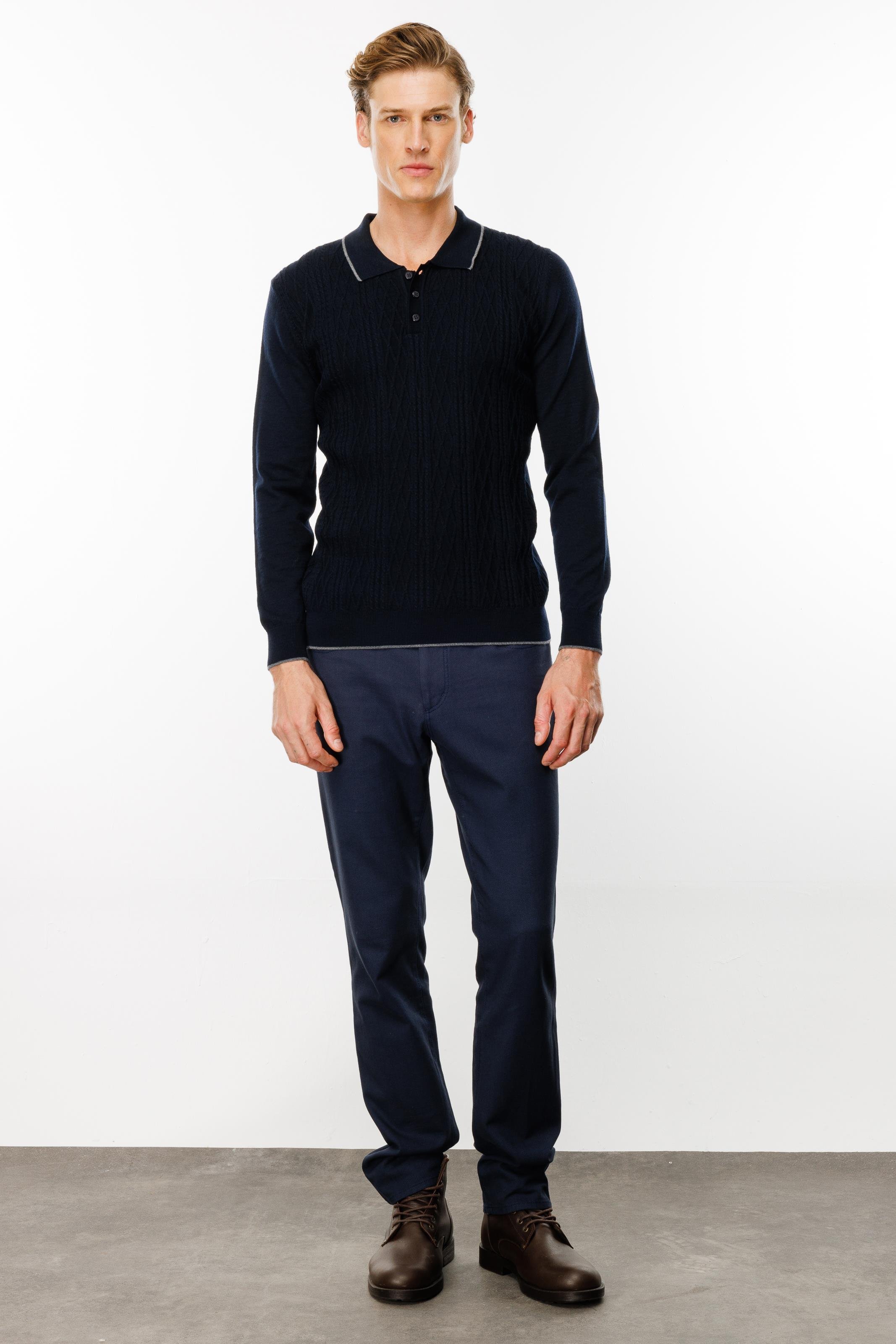 24611Erkek Polo Yaka Önü Baklava Örgü Kazak Lacivert