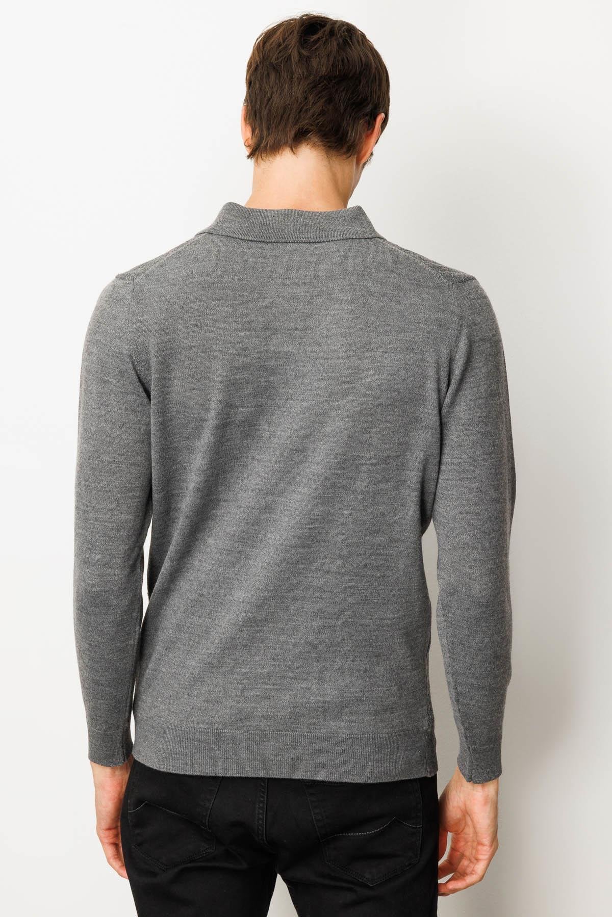 25608Erkek Polo Yaka Önü Baklavalı Triko Kazak Füme