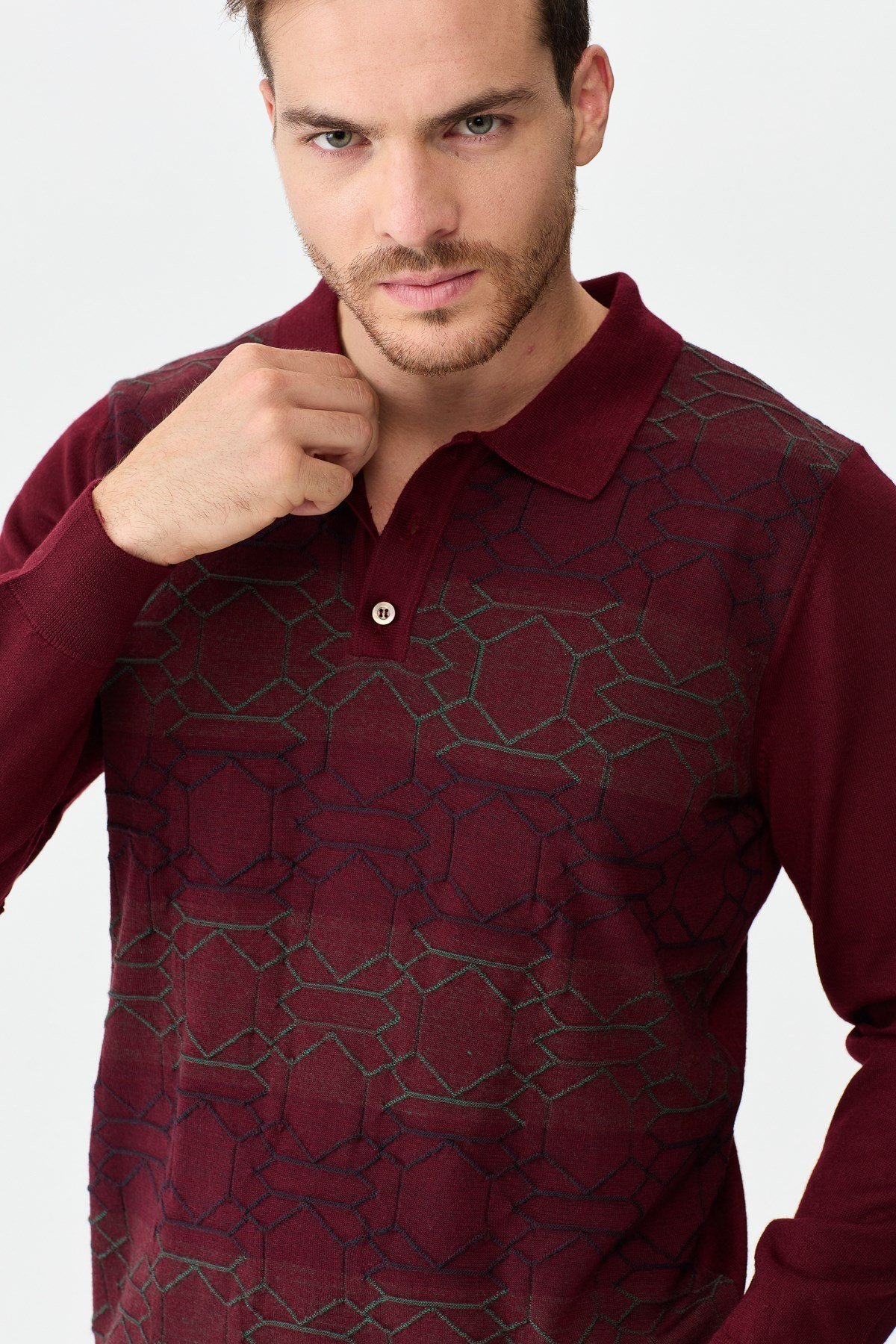 22613Erkek Polo Yaka Önü Desenli Kazak Bordo