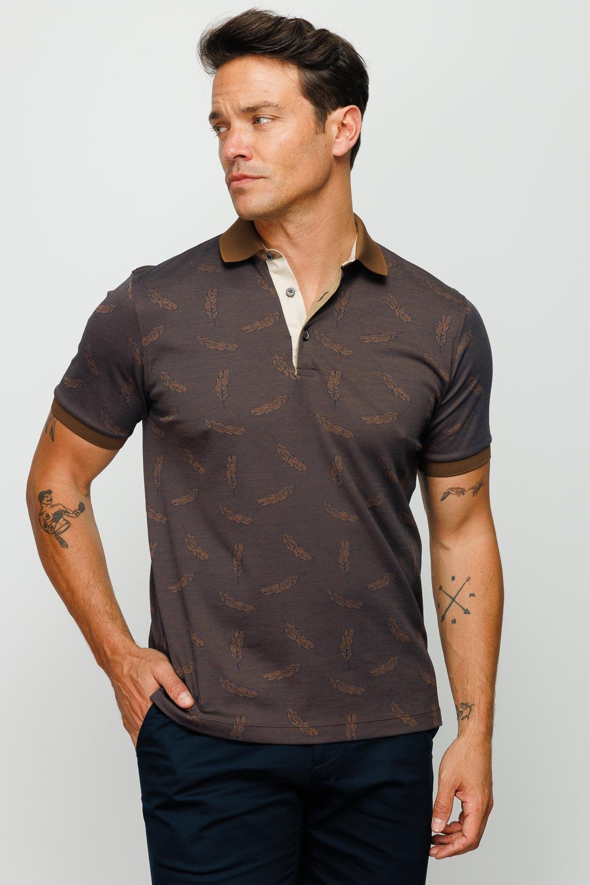 825Erkek Polo Yaka Tüy Desenli T-shirt Kahve