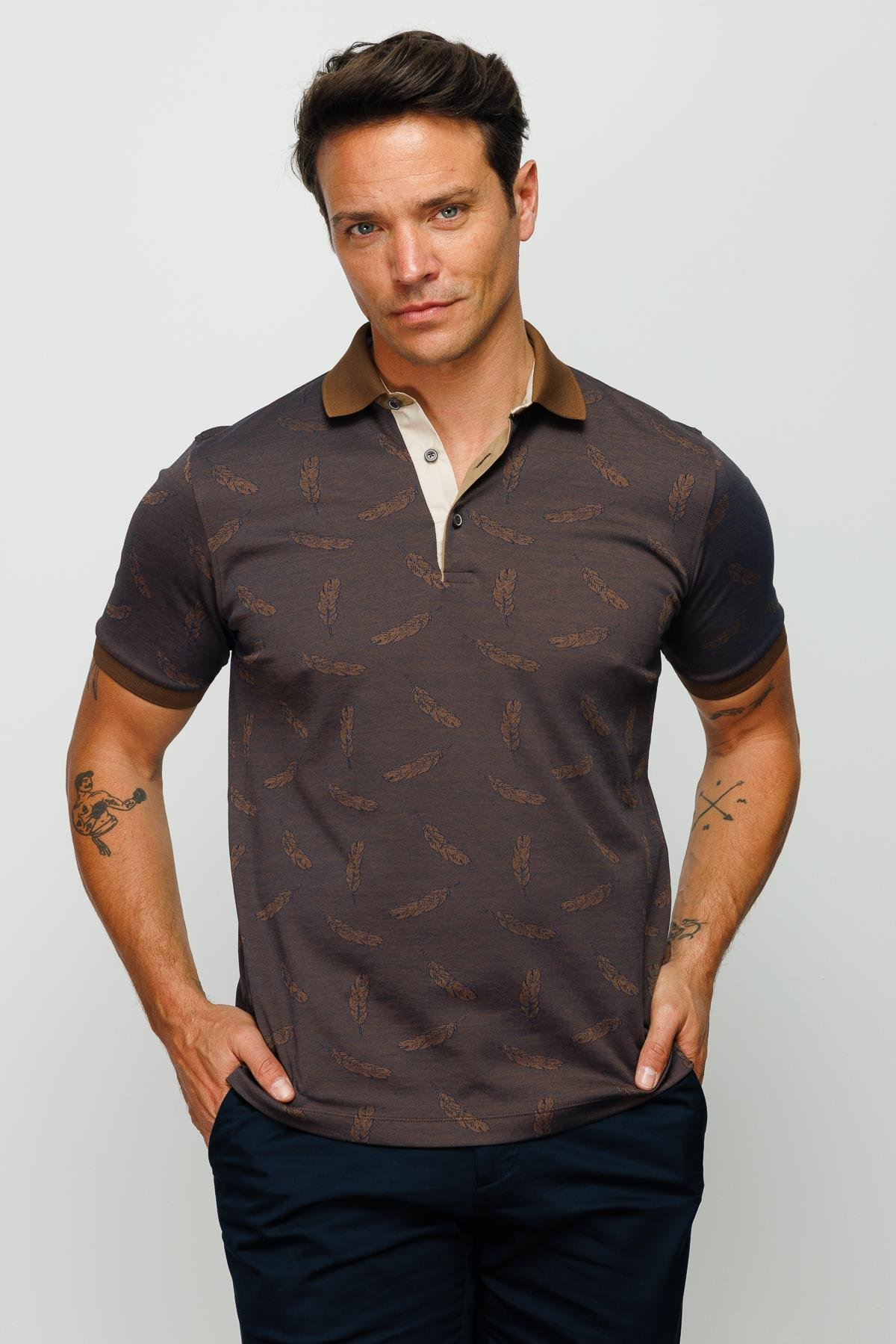 825Erkek Polo Yaka Tüy Desenli T-shirt Kahve