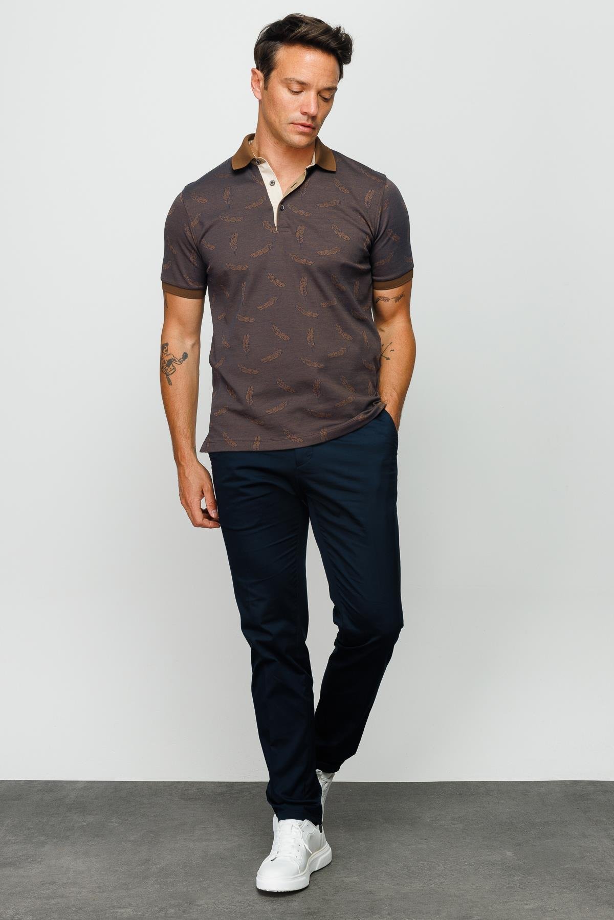 825Erkek Polo Yaka Tüy Desenli T-shirt Kahve