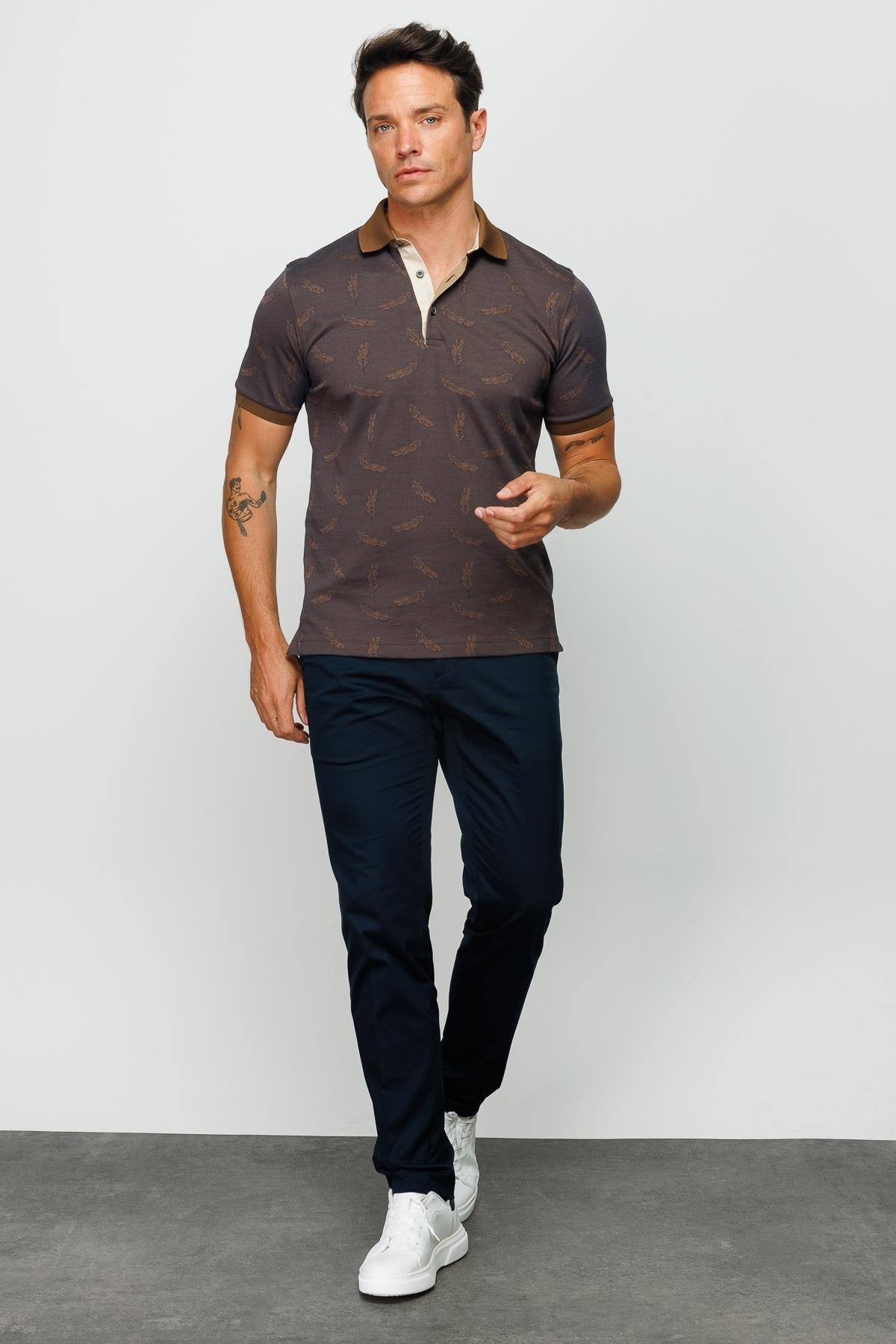 825Erkek Polo Yaka Tüy Desenli T-shirt Kahve