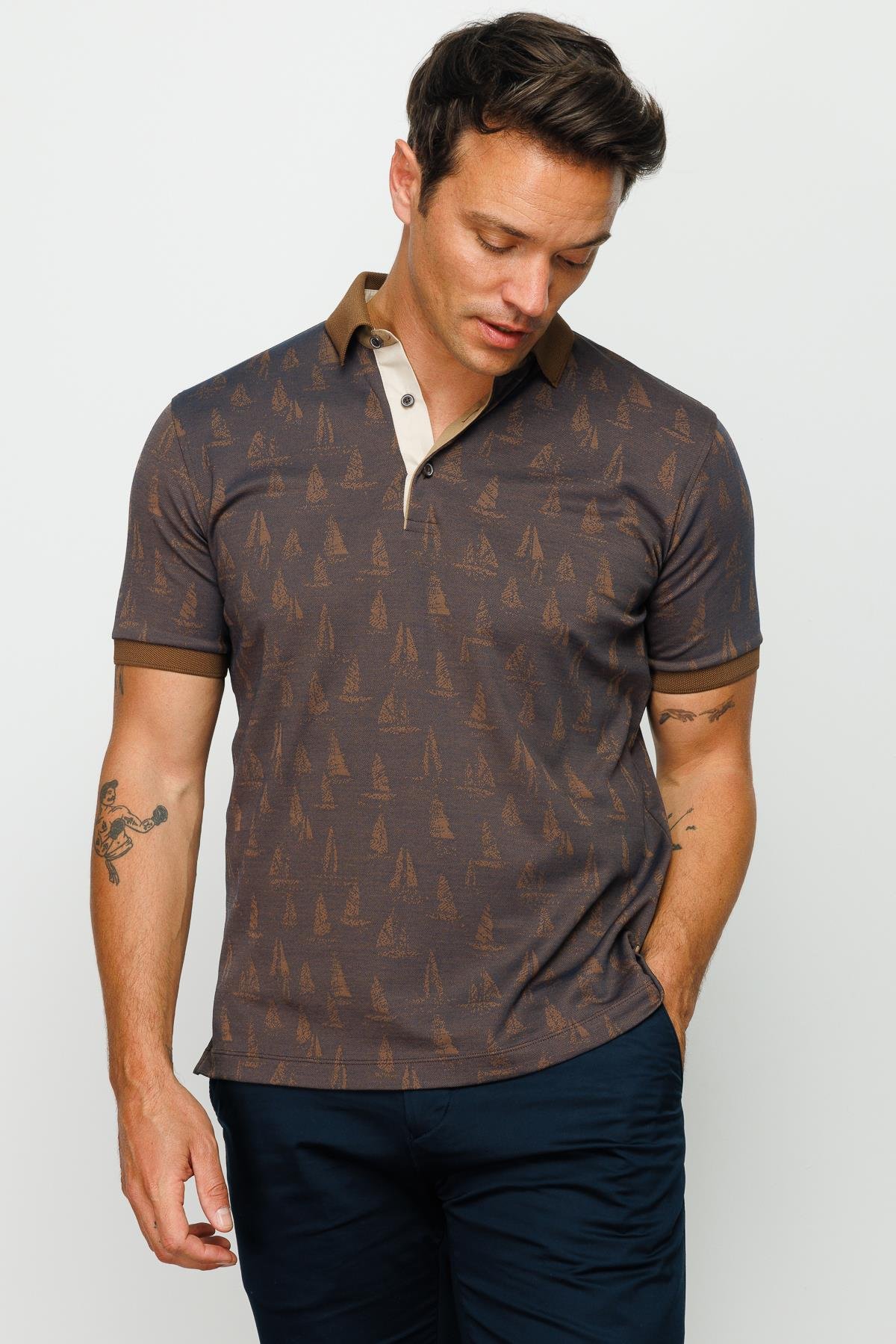 820Erkek Polo Yaka Yelken Desenli T-shirt Kahve