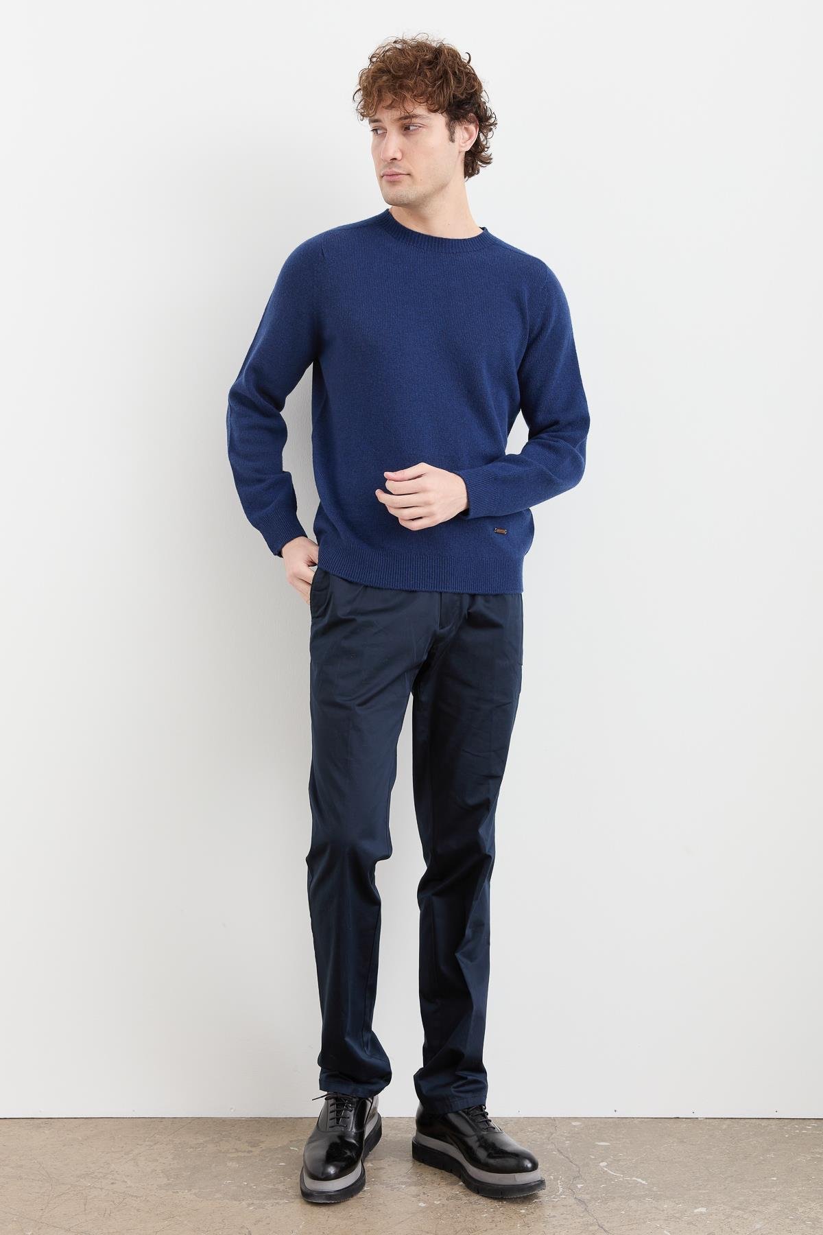 23525Erkek Sıfır Yaka Basic Yün Kazak İndigo