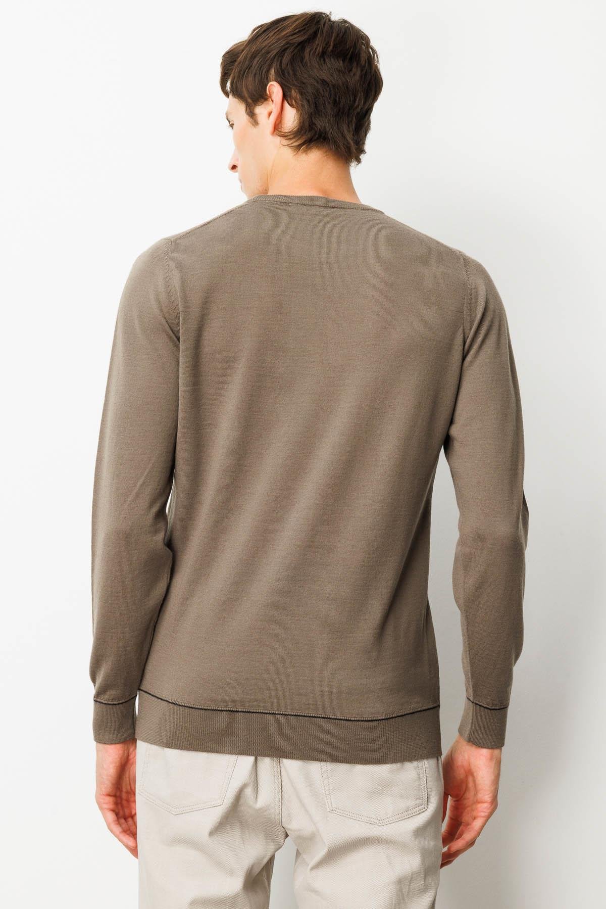 25603Erkek Sıfır Yaka Çizgili Baklavalı Yün Kazak Vizon