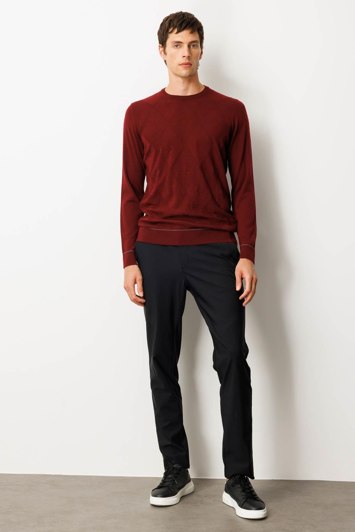 25603Erkek Sıfır Yaka Çizgili Baklavalı Yün Kazak Bordo