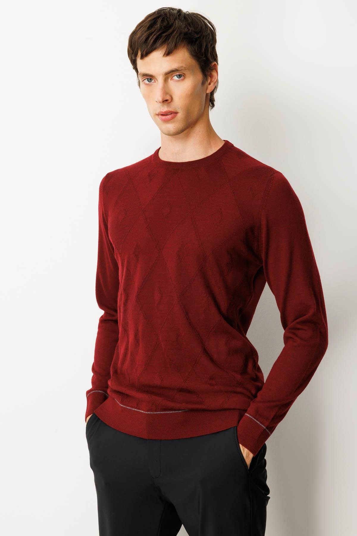 25603Erkek Sıfır Yaka Çizgili Baklavalı Yün Kazak Bordo