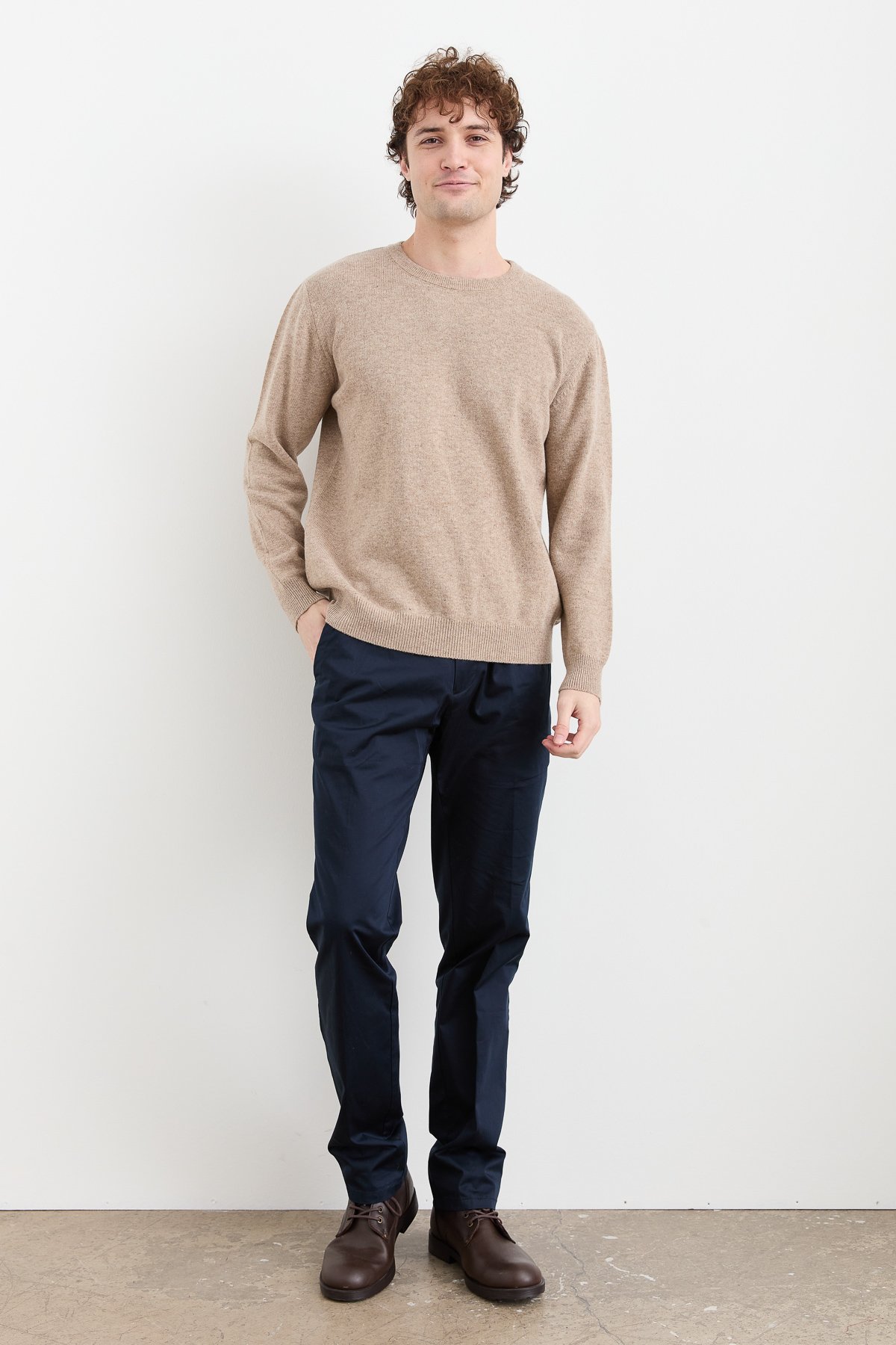 22581Erkek Sıfır Yaka Klasik Yün Kazak K.Bej