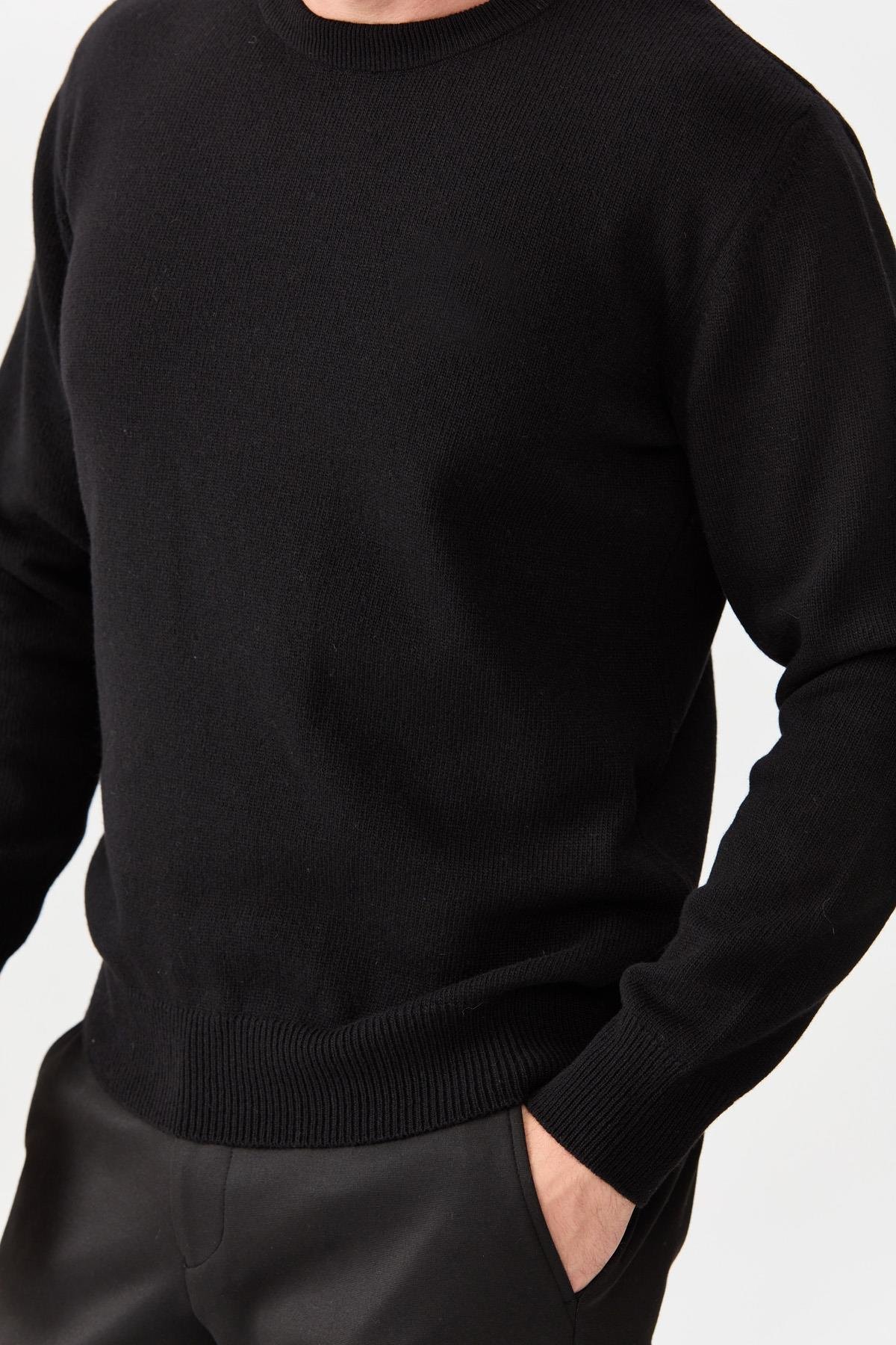 22581Мужской классический шерстяной свитер с круглым вырезом черный