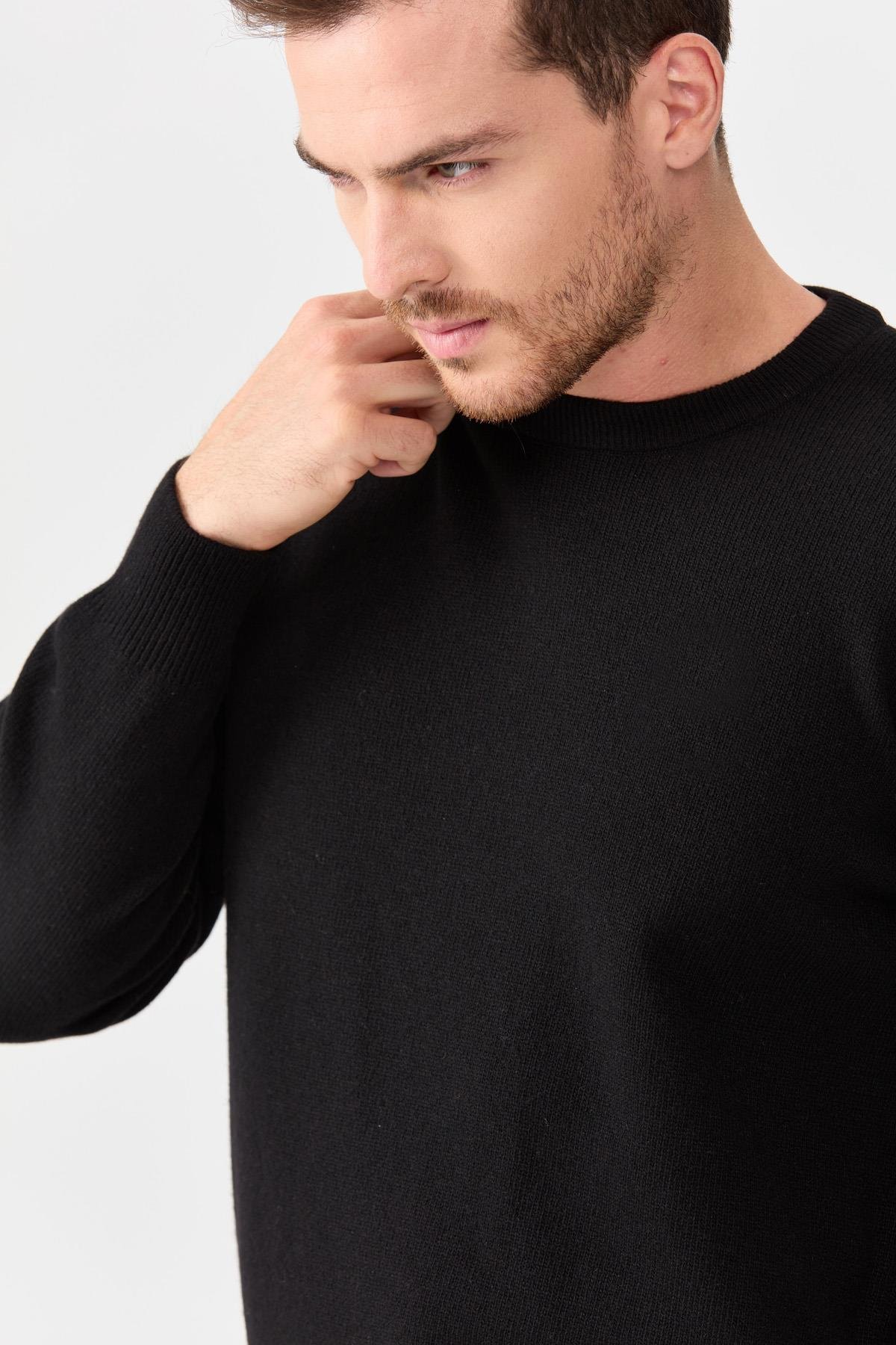 22581Мужской классический шерстяной свитер с круглым вырезом черный