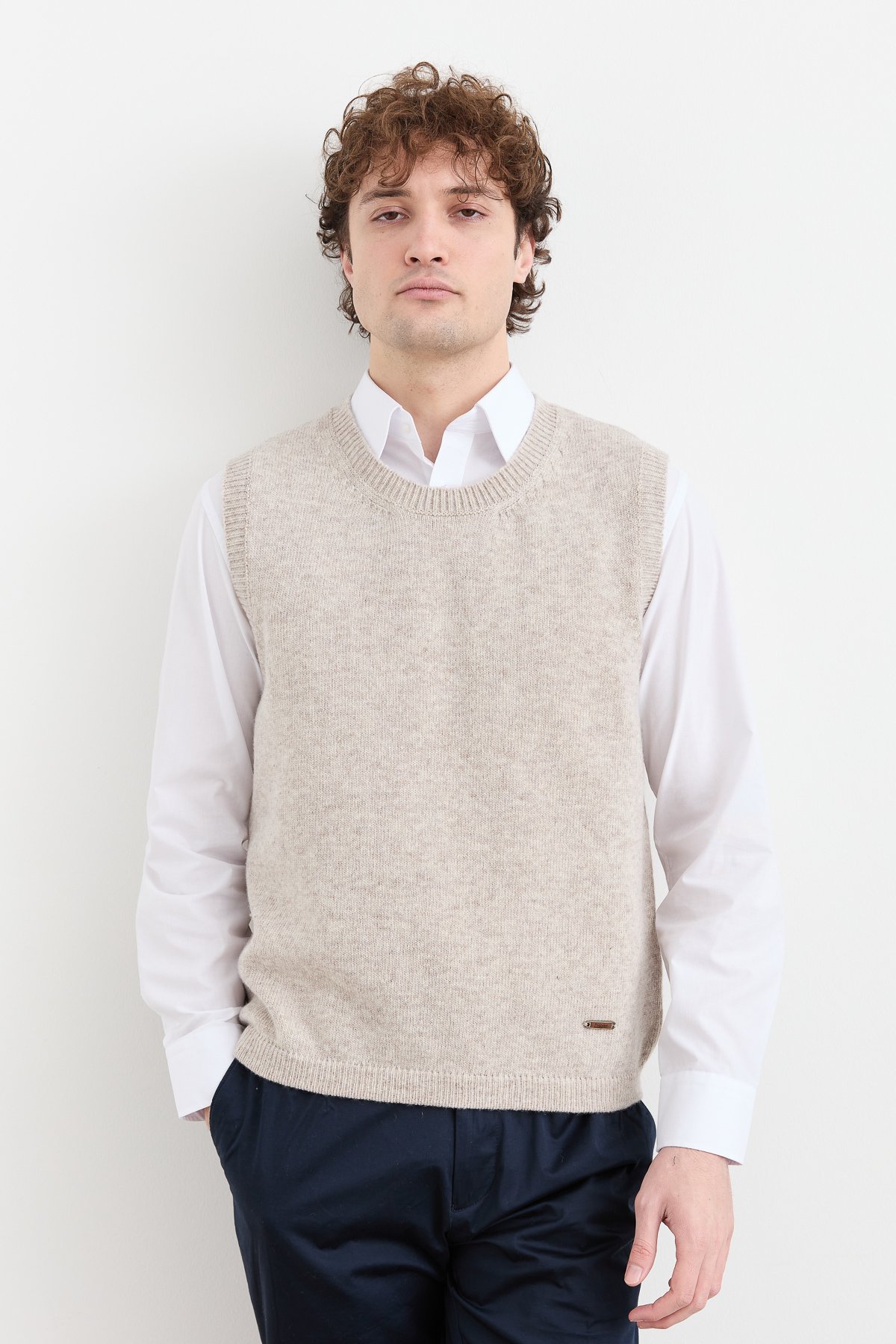 23503Erkek Sıfır Yaka Klasik Yün Süveter V.Bej